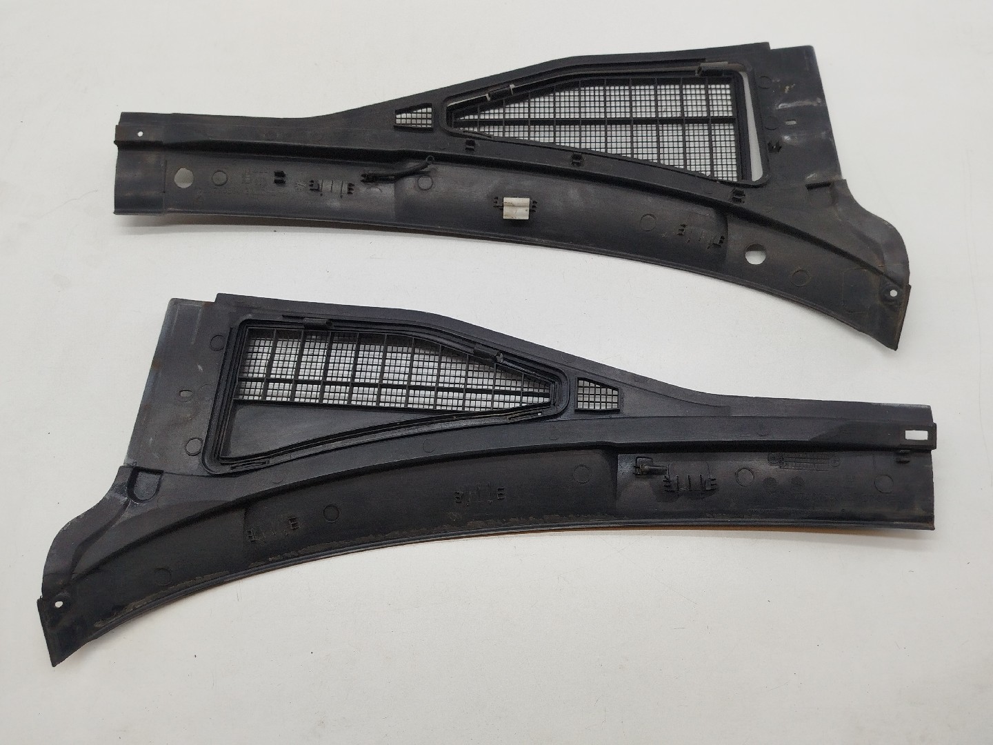 Grelha de torpedo RENAULT CLIO I (B/C57_, 5/357_) | 90 - 98 Imagem-2