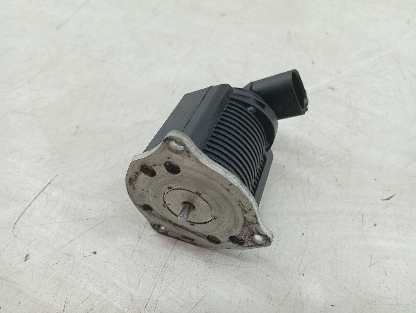 EGR Válvula OPEL ASTRA H GTC (A04) | 05 - 10 Imagem-1