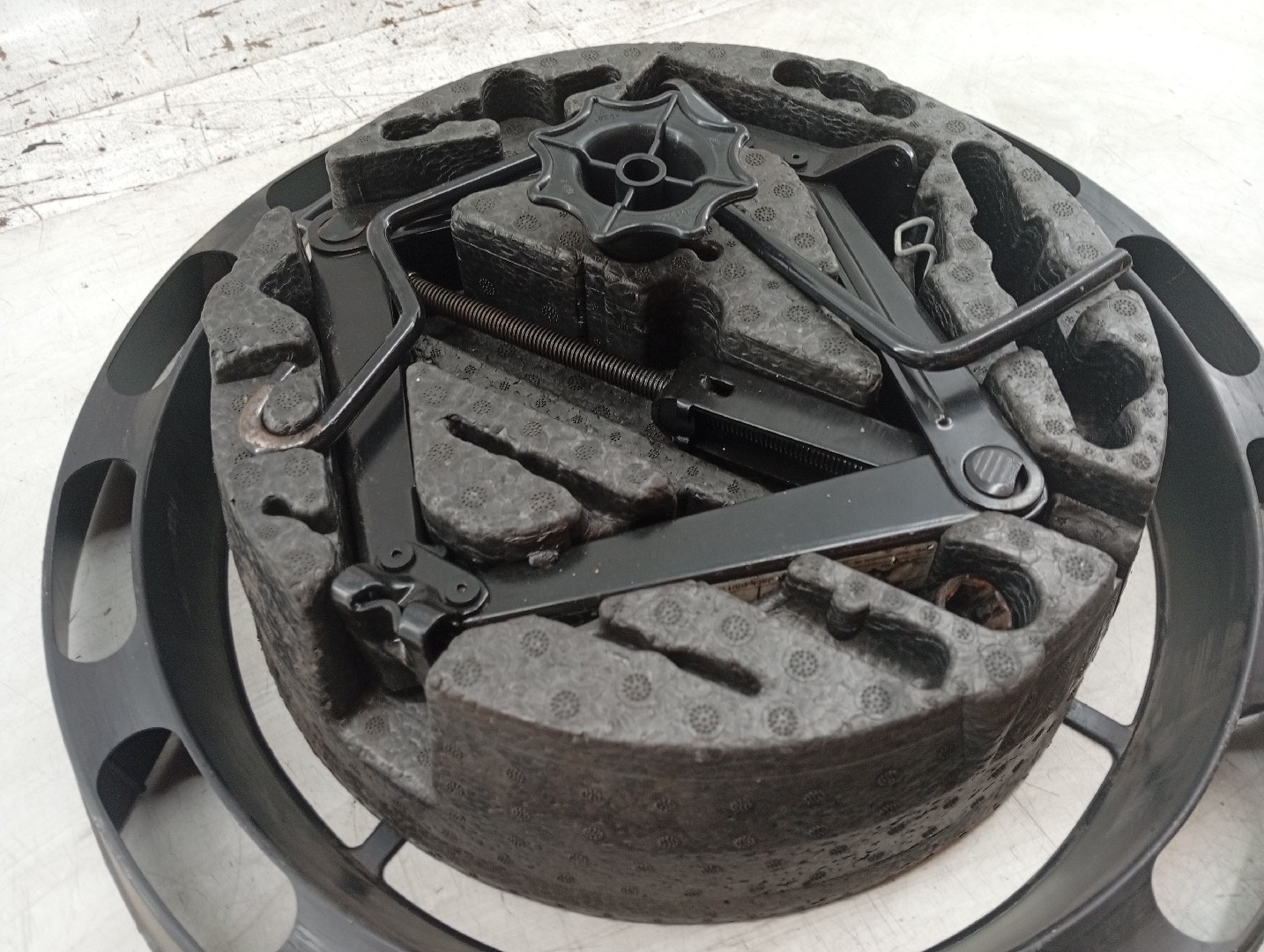 Kit de troca de pneu OPEL ASTRA H GTC (A04) | 05 - 10 Imagem-1