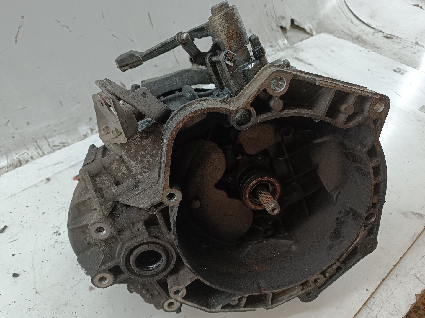 Caixa de Velocidades Manual OPEL ASTRA H GTC (A04) | 05 - 10 Imagem-6