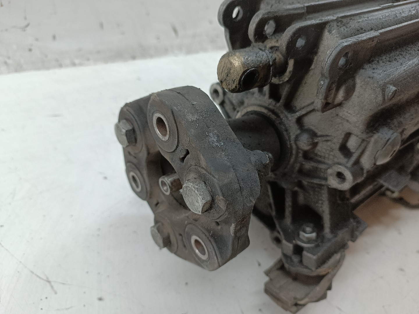 Caixa de Velocidades Manual BMW 1 (F20) | 11 - 19 Imagem-2