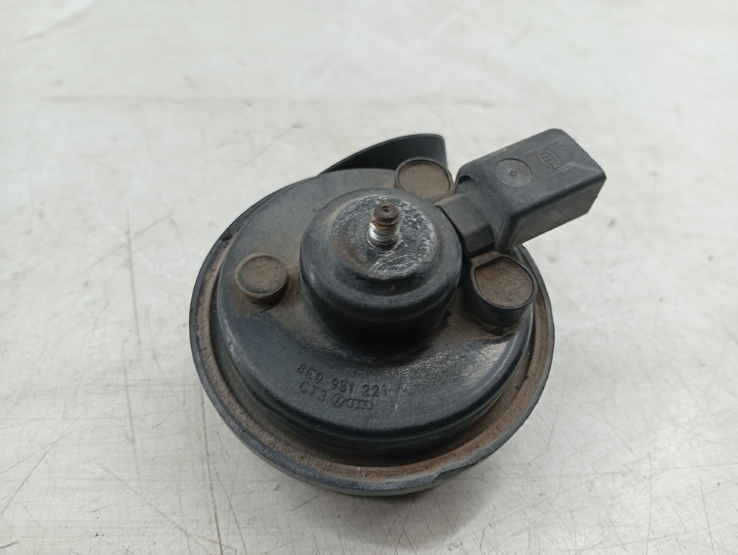 Buzina AUDI A4 Avant (8E5, B6) | 00 - 05 Imagem-1