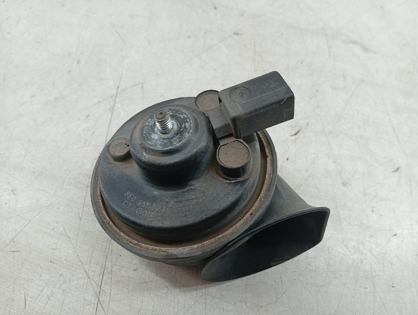 Buzina AUDI A4 Avant (8E5, B6) | 00 - 05 Imagem-1