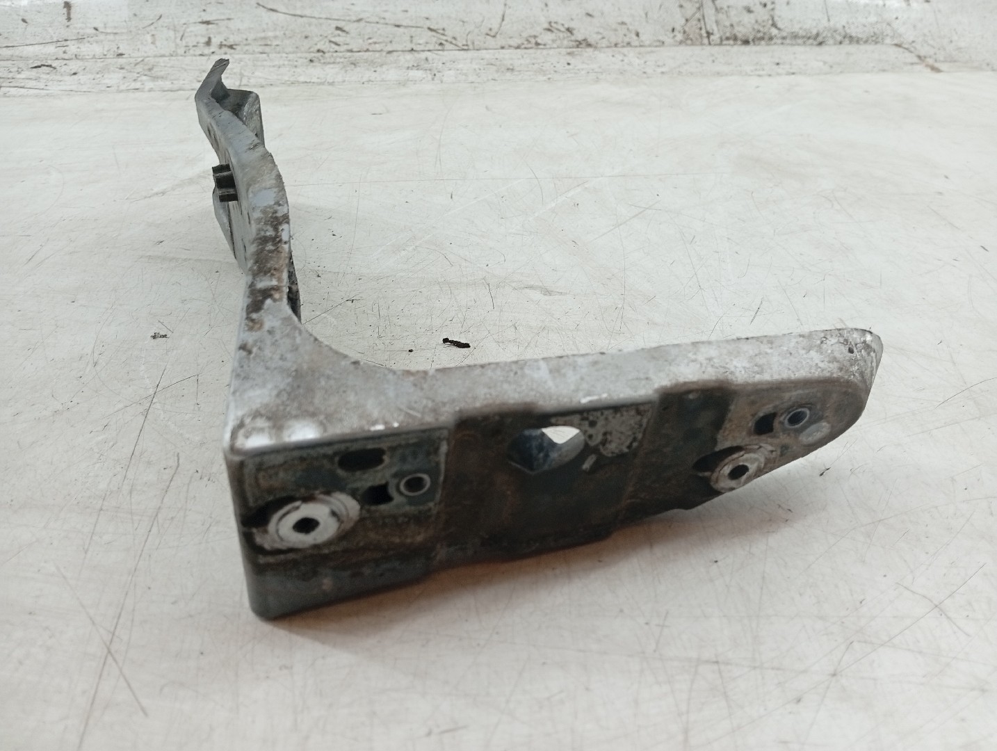 Guia de para-choques AUDI A4 Avant (8E5, B6) | 00 - 05 Imagem-2