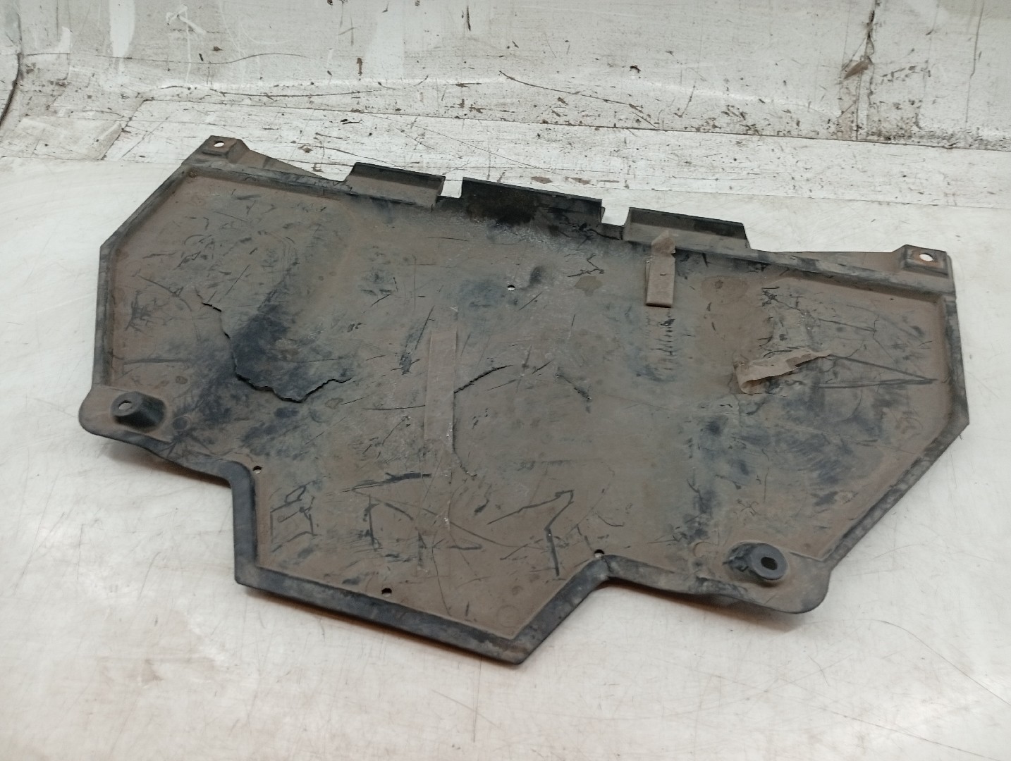 Proteção inferior de carroçaria AUDI A4 Avant (8E5, B6) | 00 - 05