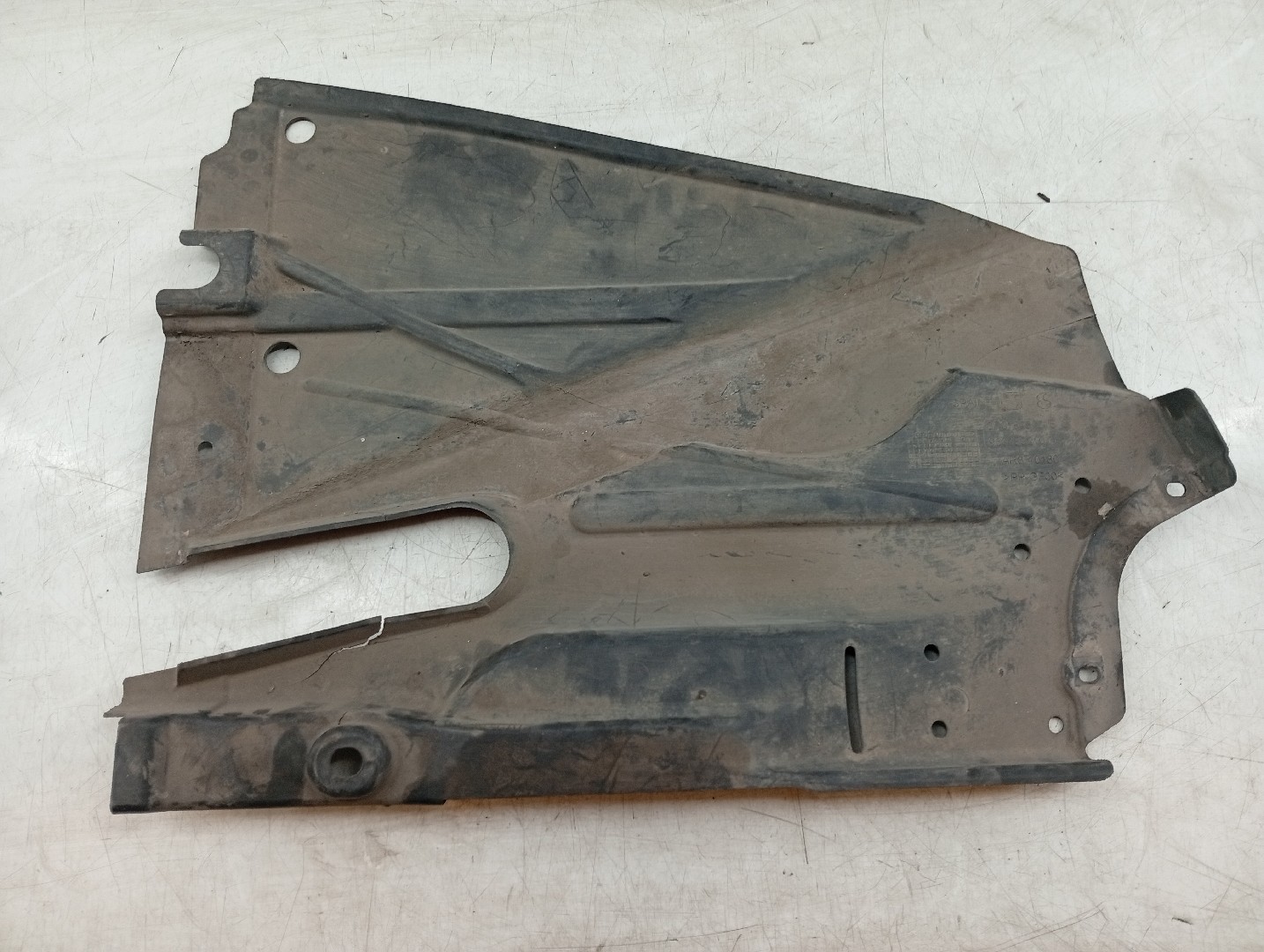 Proteção inferior de carroçaria AUDI A4 Avant (8ED, B7) | 04 - 08