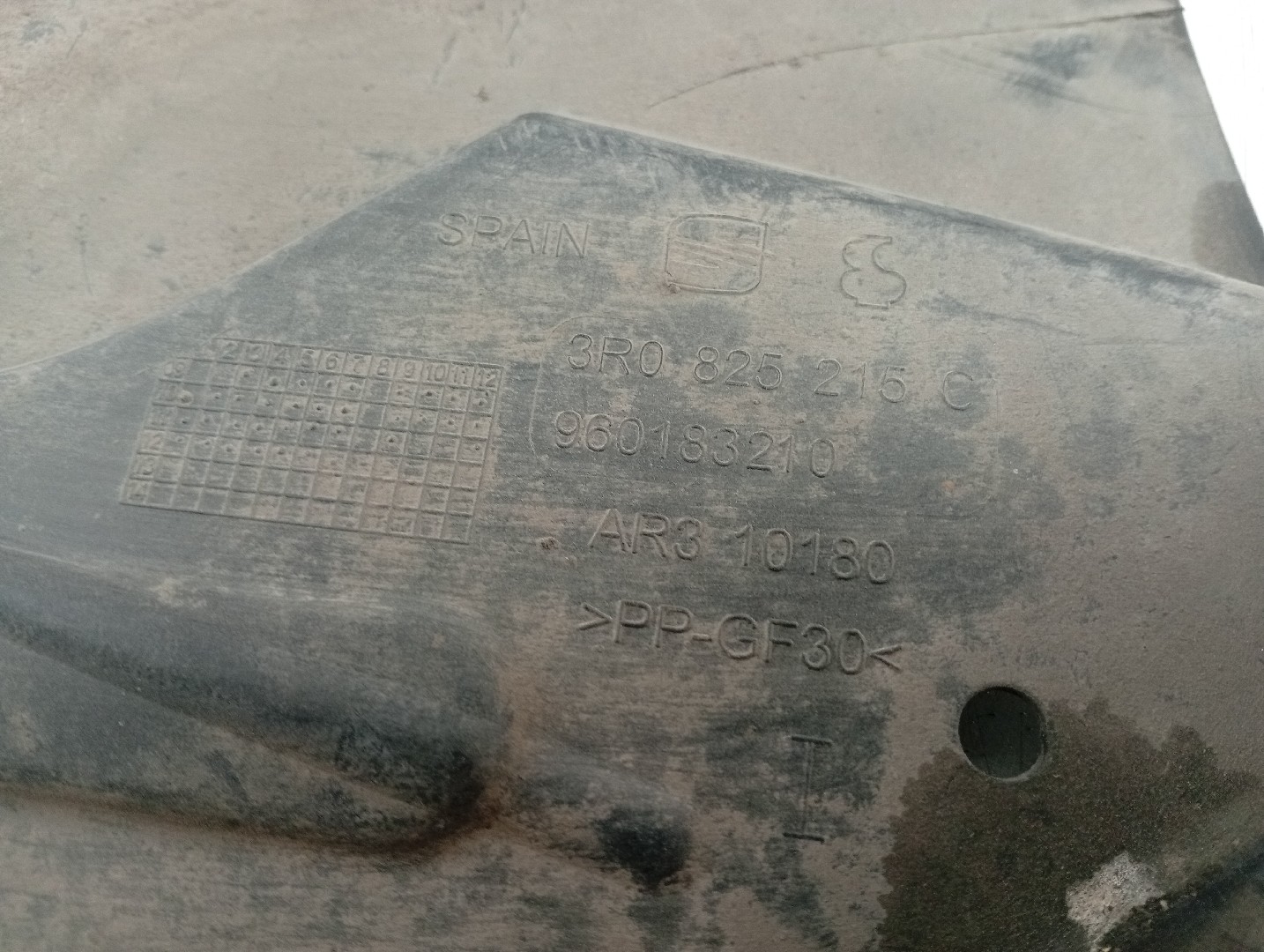 Proteção inferior de carroçaria AUDI A4 Avant (8ED, B7) | 04 - 08 Imagem-1