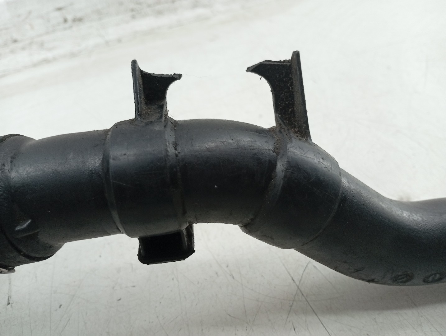 Tubagem do Intercooler OPEL CORSA D (S07) | 06 - 14 Imagem-4