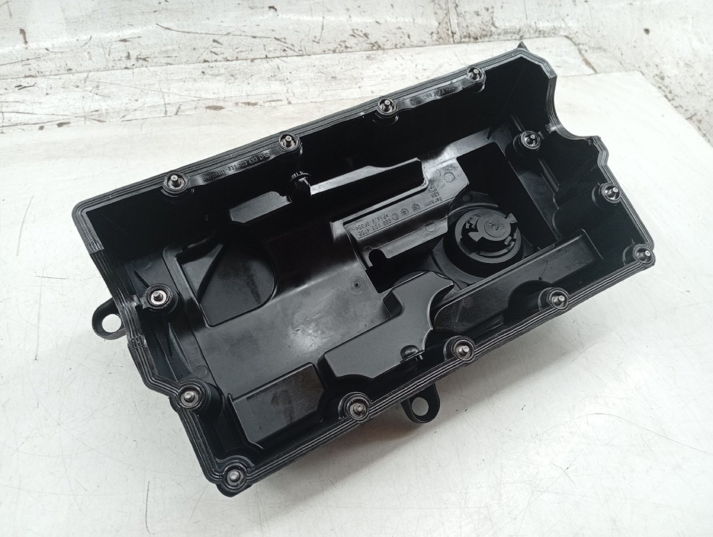 Tampa de valvulas AUDI A3 (8P1) | 03 - 13 Imagem-4