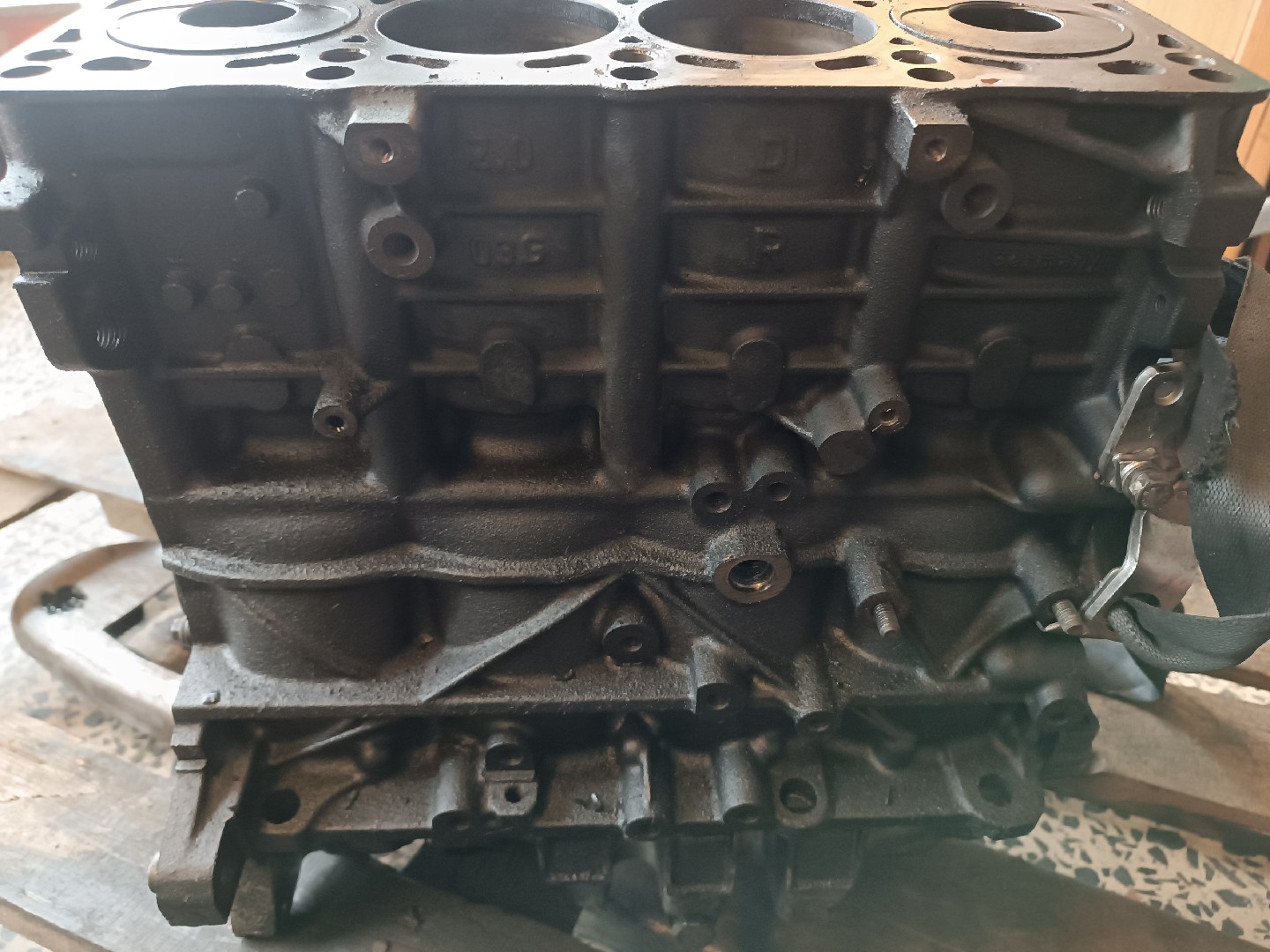 Motor nu AUDI A3 (8P1) | 03 - 13 Imagem-5