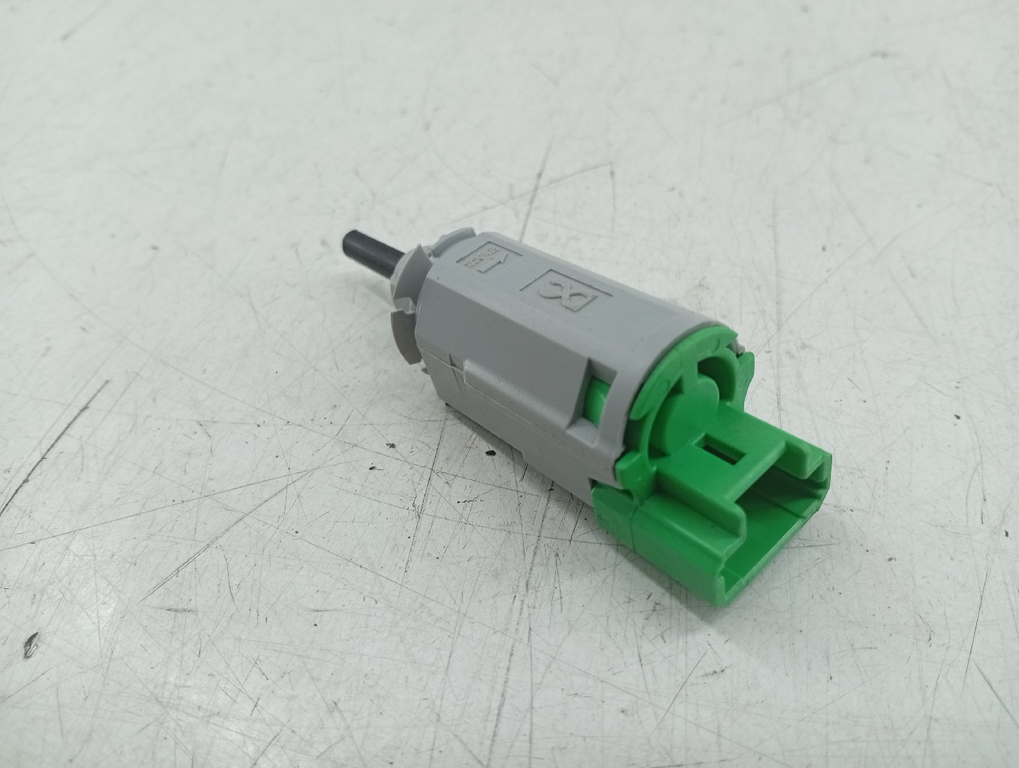 Sensor de luz stop SMART FORFOUR Hatchback (453) | 14 -  Imagem-1