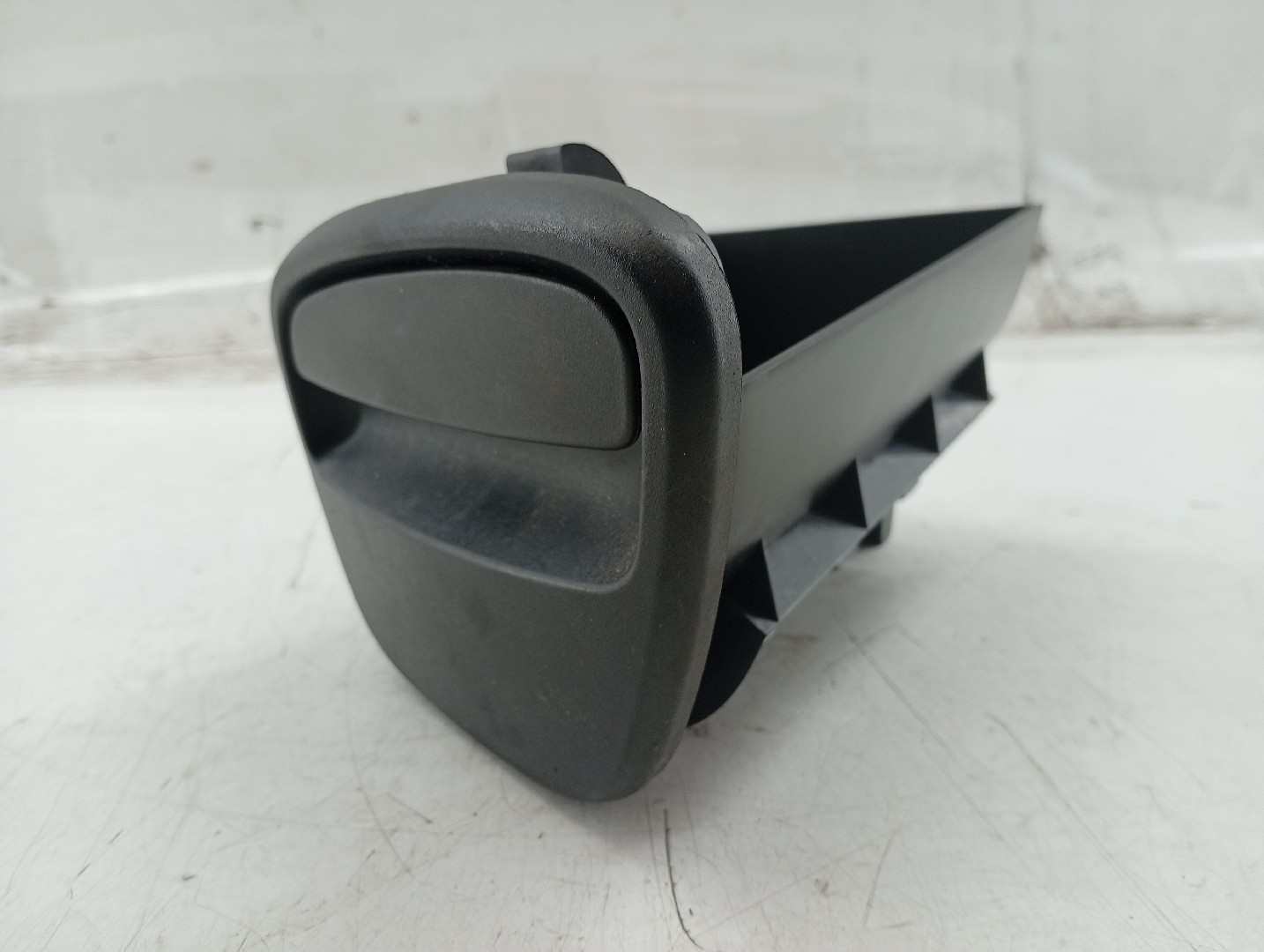 Gaveta da consola central SMART FORFOUR Hatchback (453) | 14 -  Imagem-5