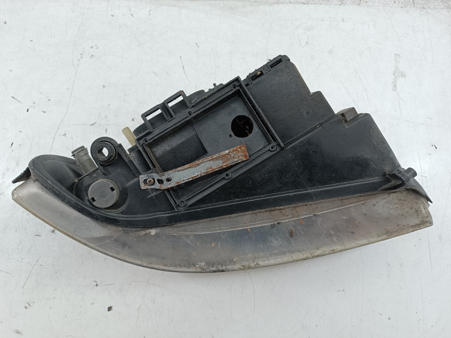 Ótica Esquerda AUDI A4 Avant (8D5, B5) | 94 - 02