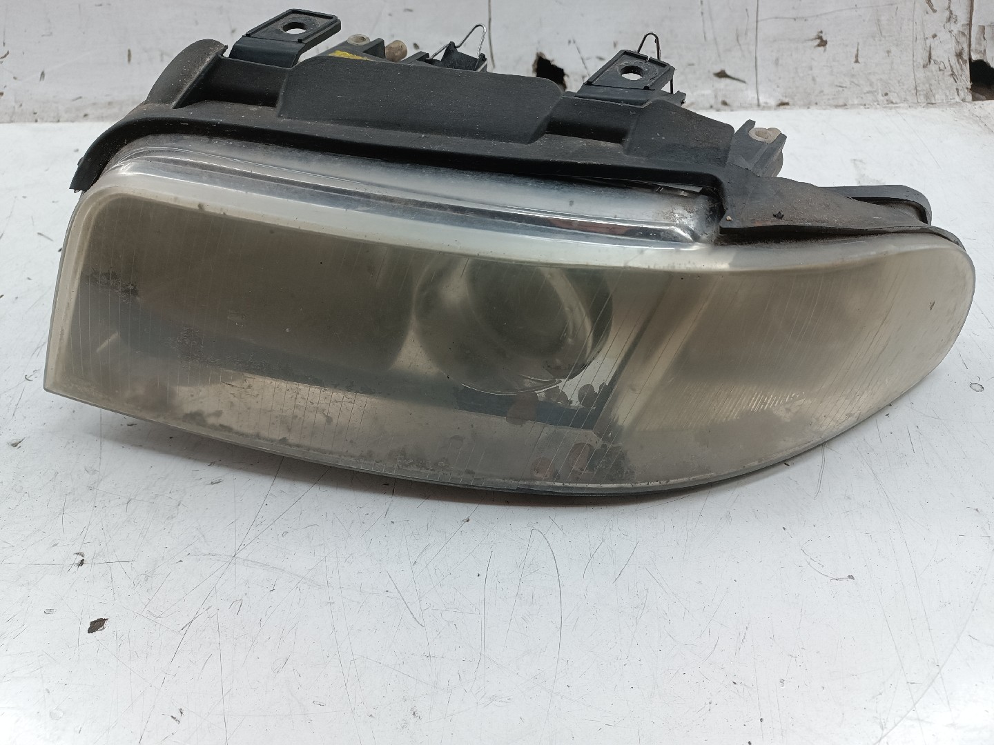 Ótica Esquerda AUDI A4 Avant (8D5, B5) | 94 - 02 Imagem-6