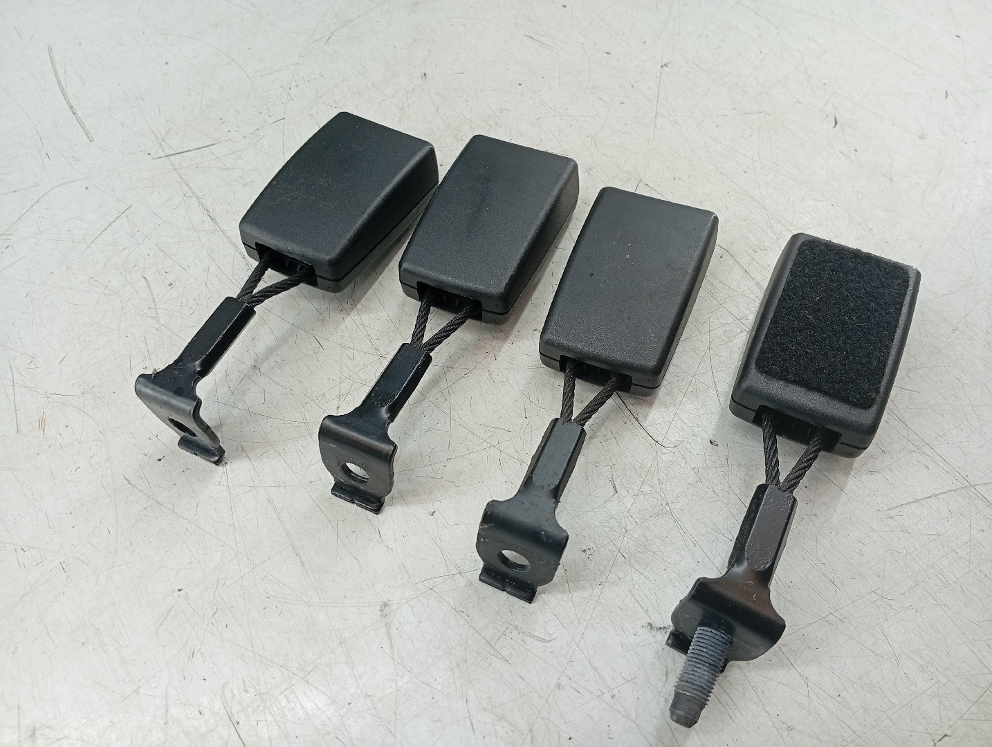 Encaixe do cinto OPEL ASTRA H GTC (A04) | 05 - 10 Imagem-1