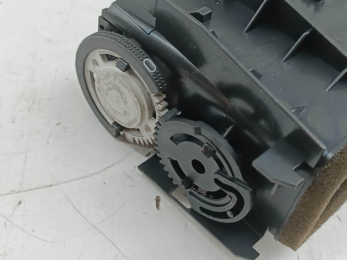 Difusor de ar central OPEL ASTRA H GTC (A04) | 05 - 10 Imagem-5