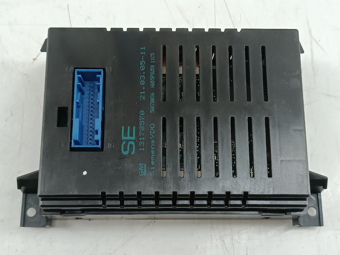 Display OPEL ASTRA H GTC (A04) | 05 - 10