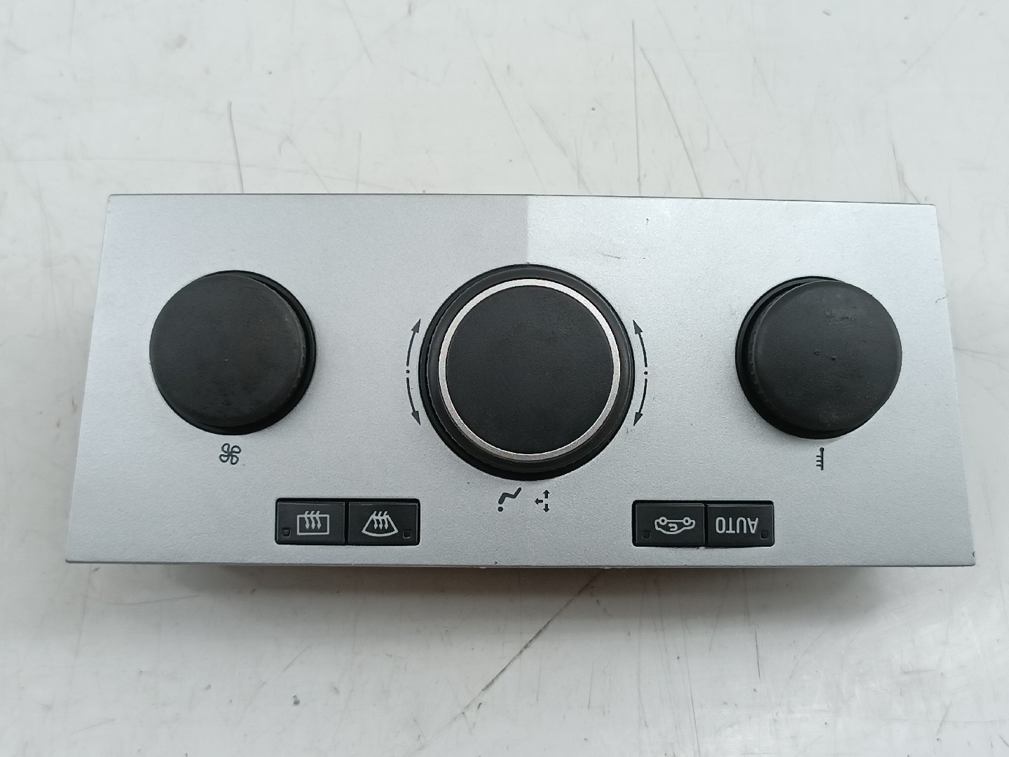 Comutador de Sofagem / Ar Condicionado OPEL ASTRA H GTC (A04) | 05 - 10 Imagem-2