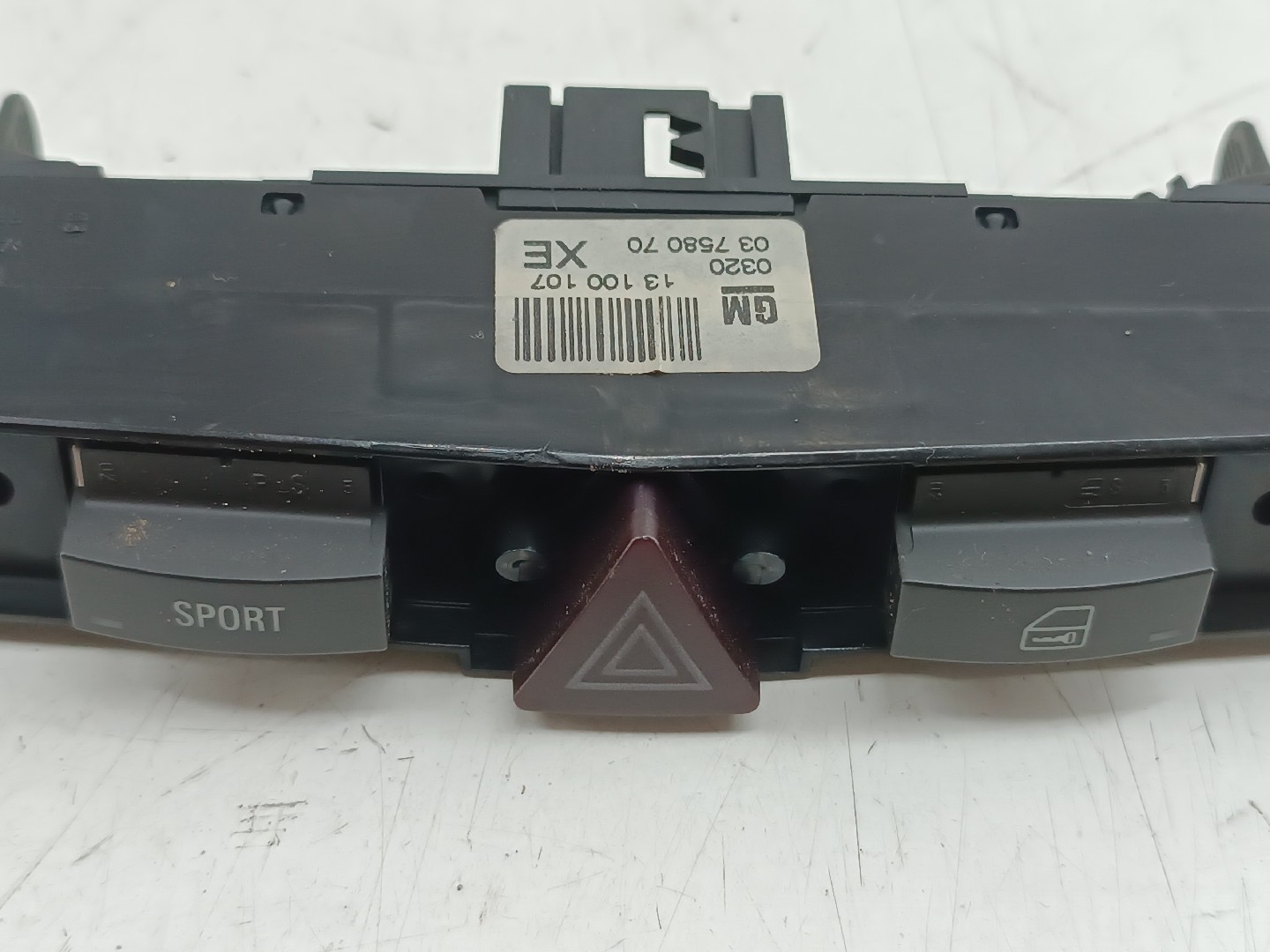 Conjunto de botões do tablier OPEL ASTRA H GTC (A04) | 05 - 10 Imagem-3