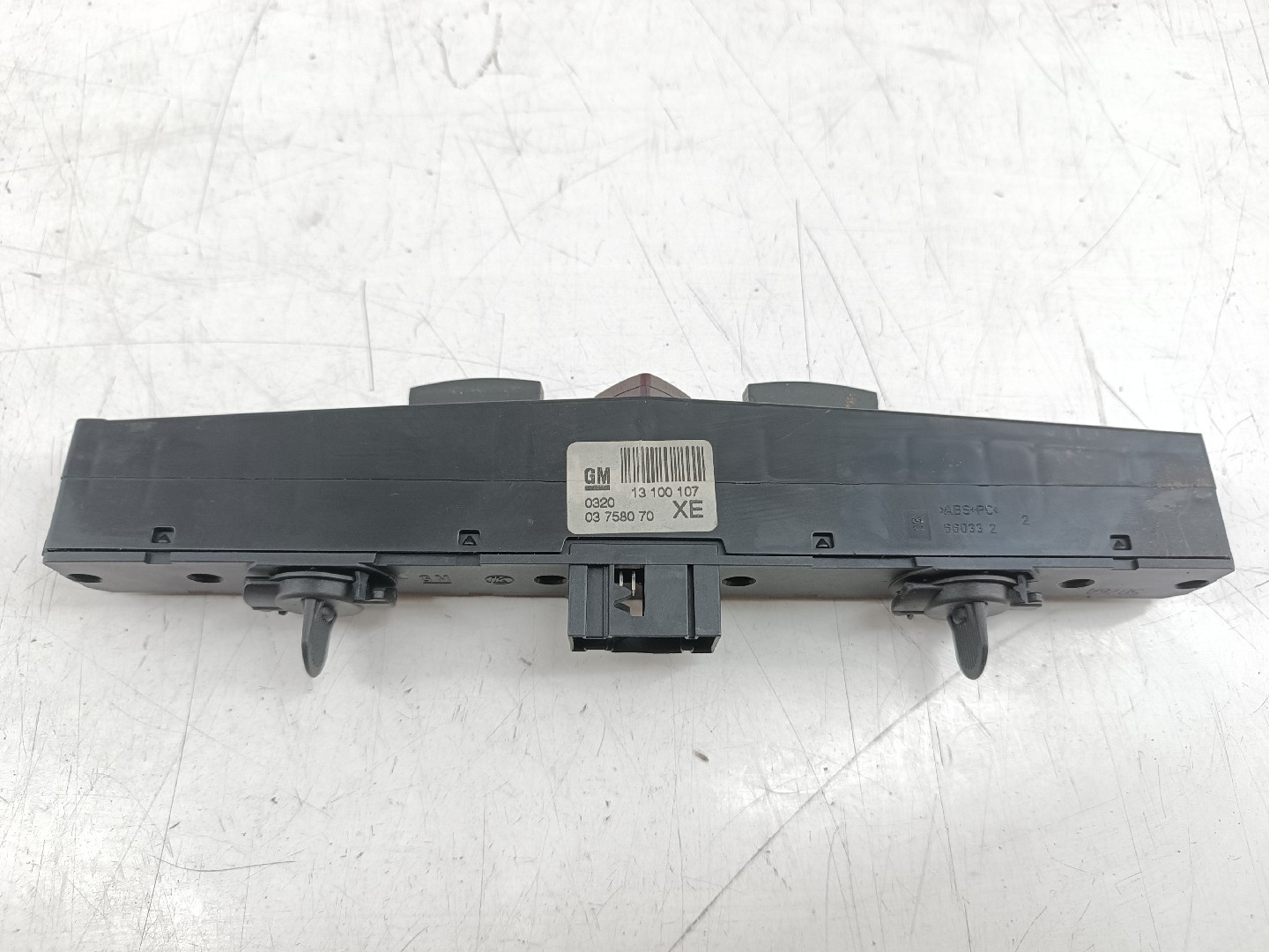 Conjunto de botões do tablier OPEL ASTRA H GTC (A04) | 05 - 10