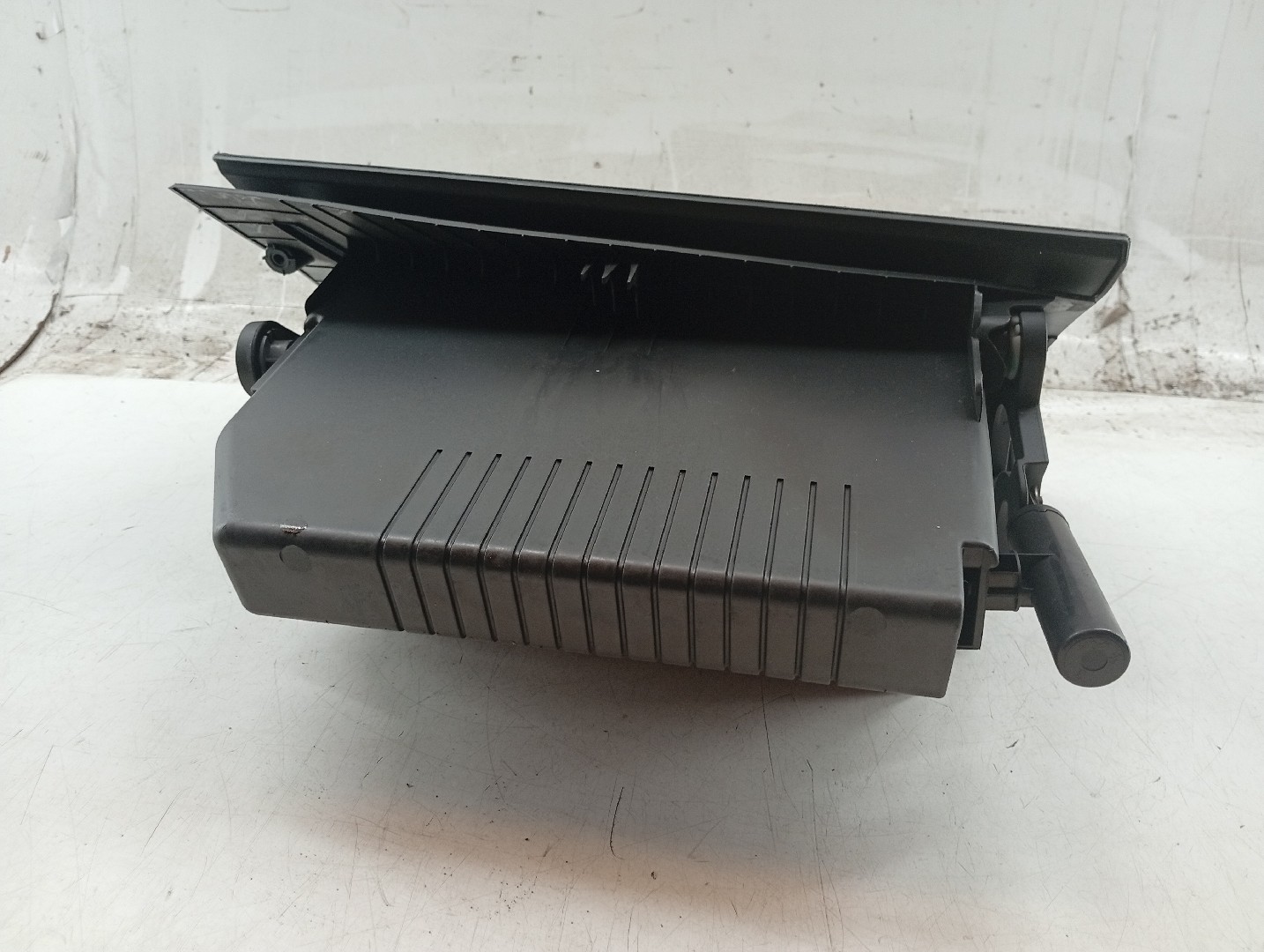 Porta luvas OPEL ASTRA H GTC (A04) | 05 - 10 Imagem-2