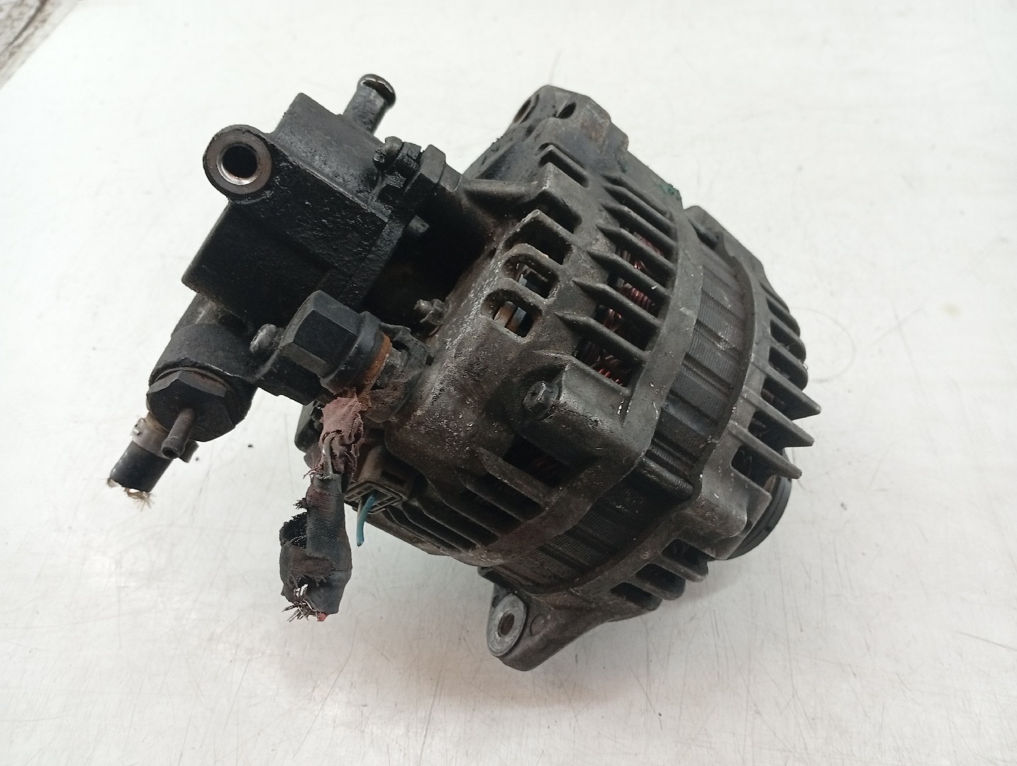 Alternador OPEL ASTRA H GTC (A04) | 05 - 10 Imagem-3