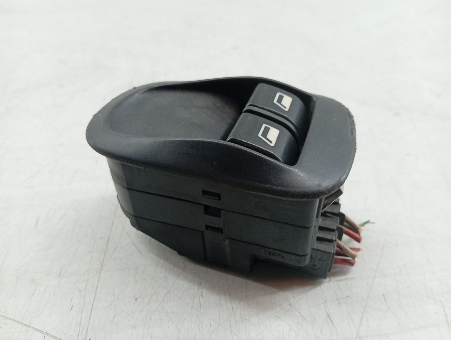 Comutador de vidro frente esquerdo PEUGEOT 306 Caixa/Hatchback | 93 - 01 Imagem-2