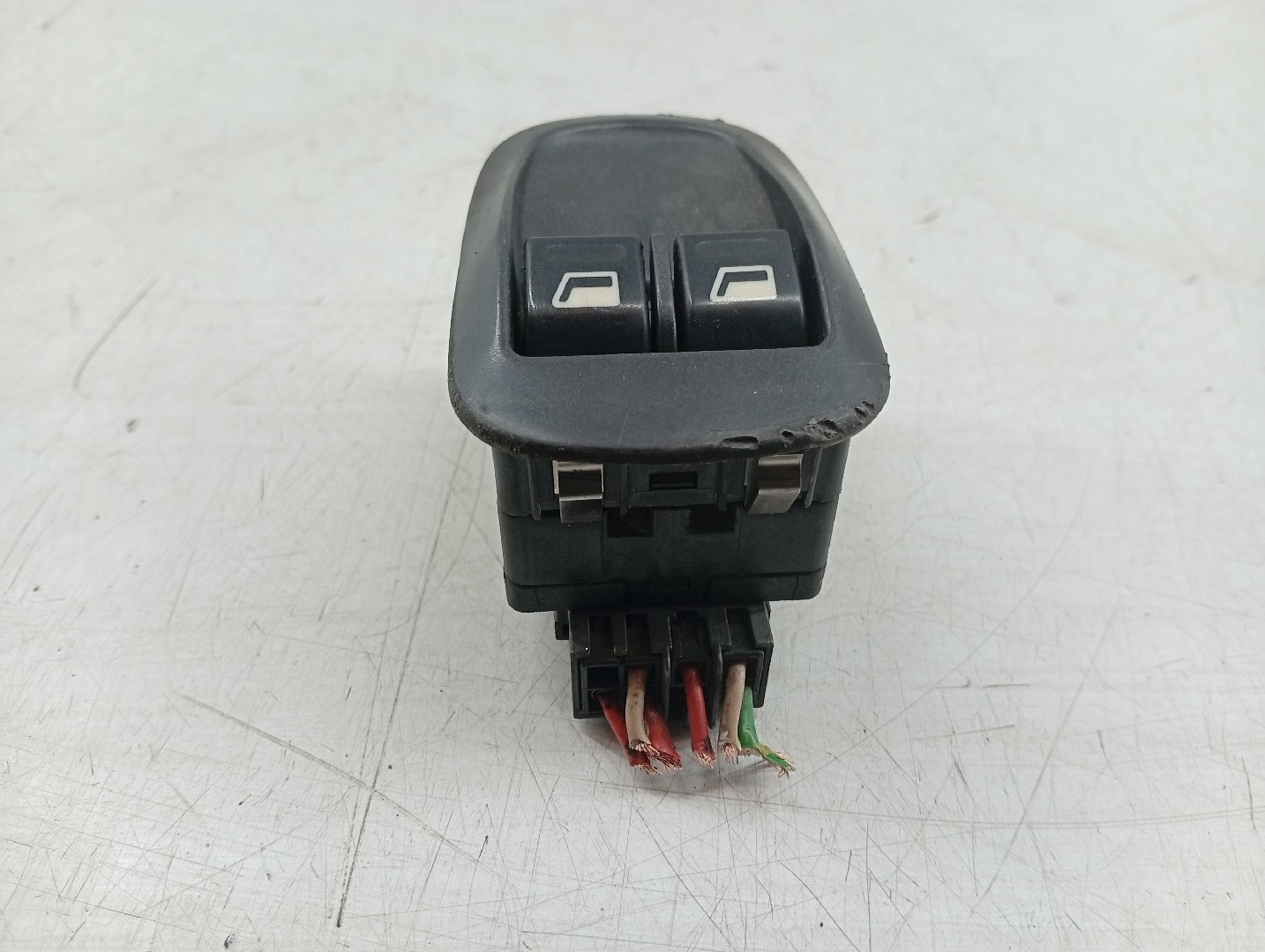 Comutador de vidro frente esquerdo PEUGEOT 306 Caixa/Hatchback | 93 - 01 Imagem-1