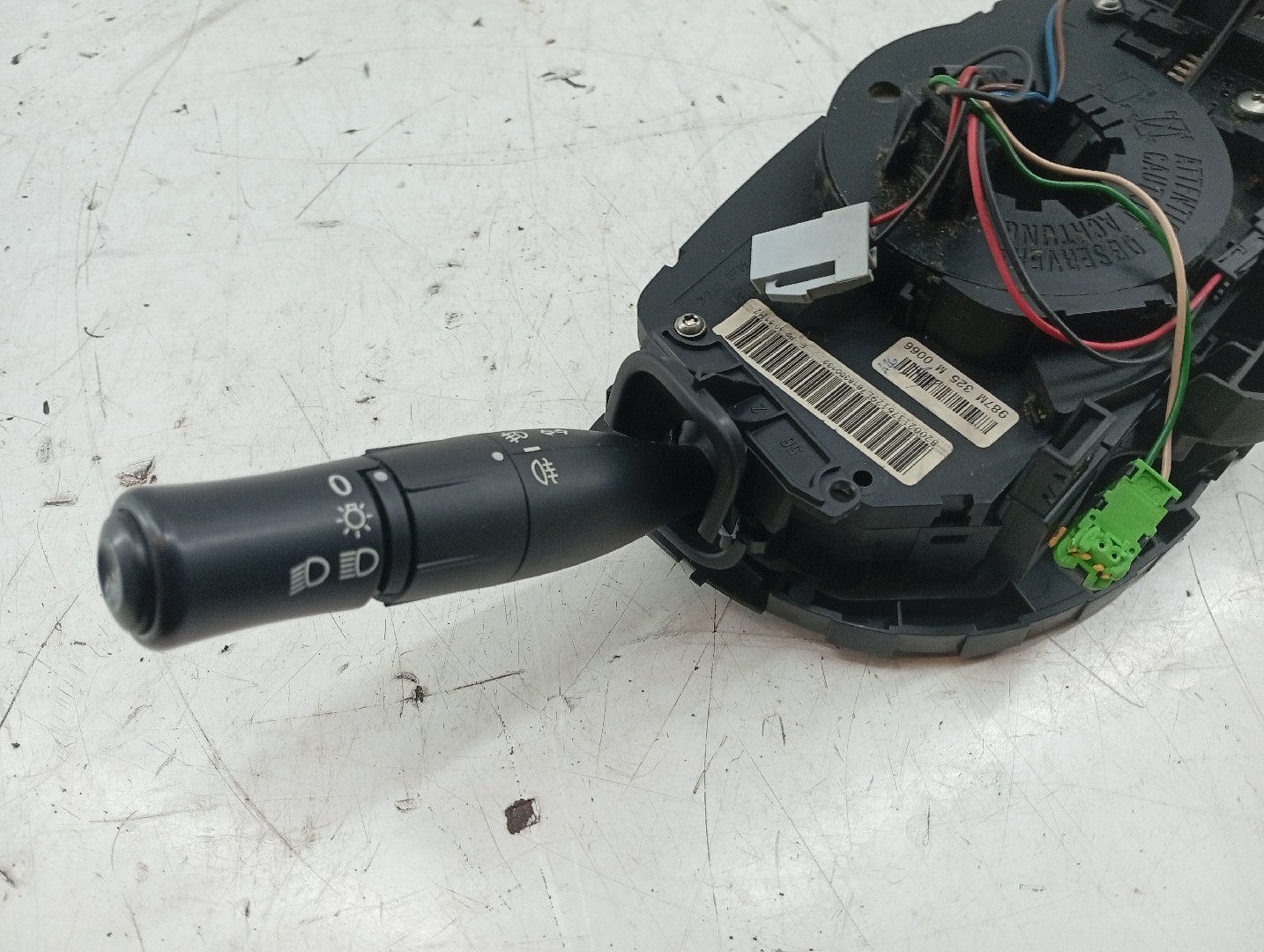 Comutador luzes,piscas,limp vidros e fita airbag RENAULT MEGANE II Grandtour (KM0/1_) | 03 - 12 Imagem-3