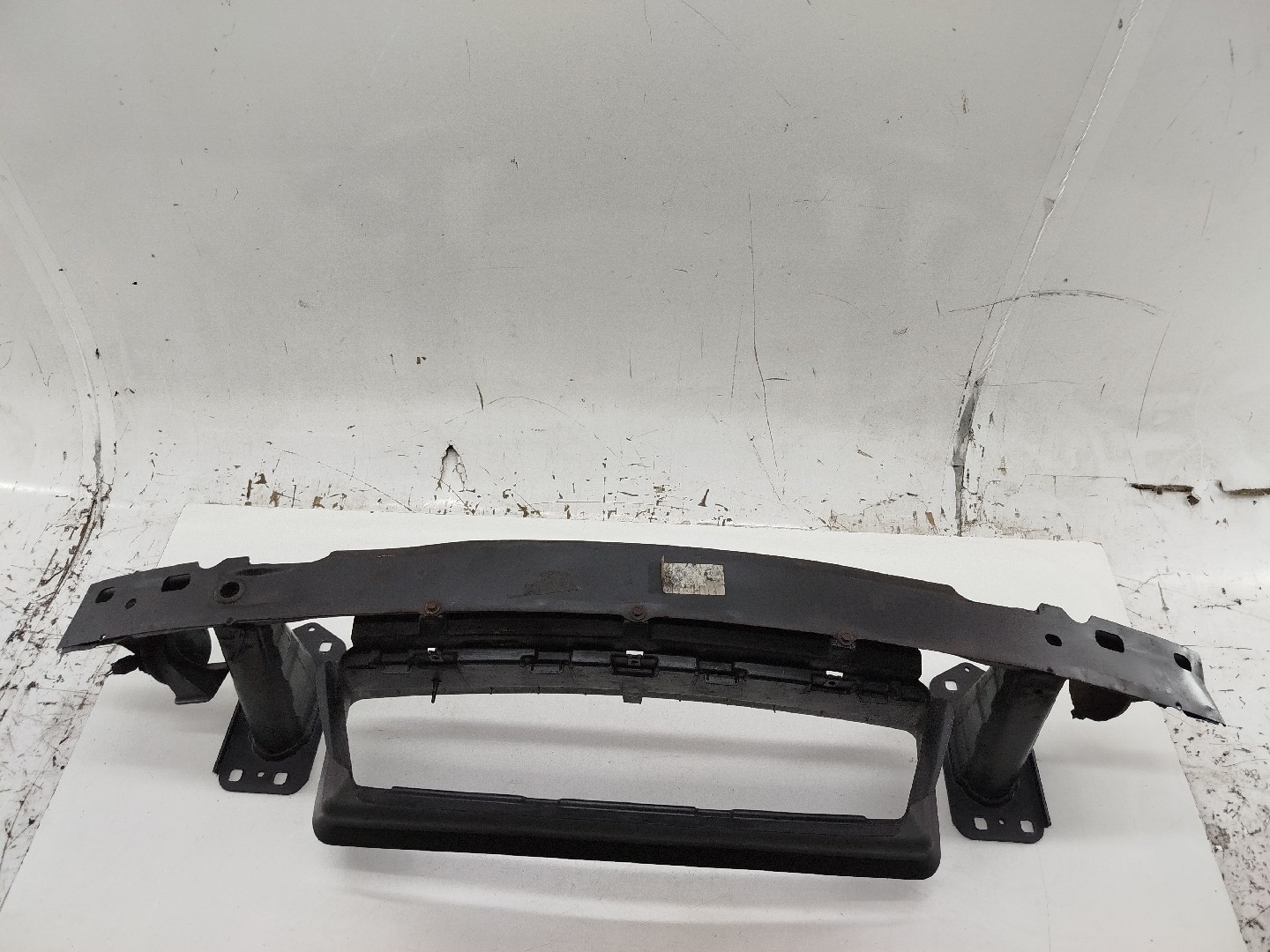 Reforço do para-choques Frente BMW 1 (E87) | 03 - 13