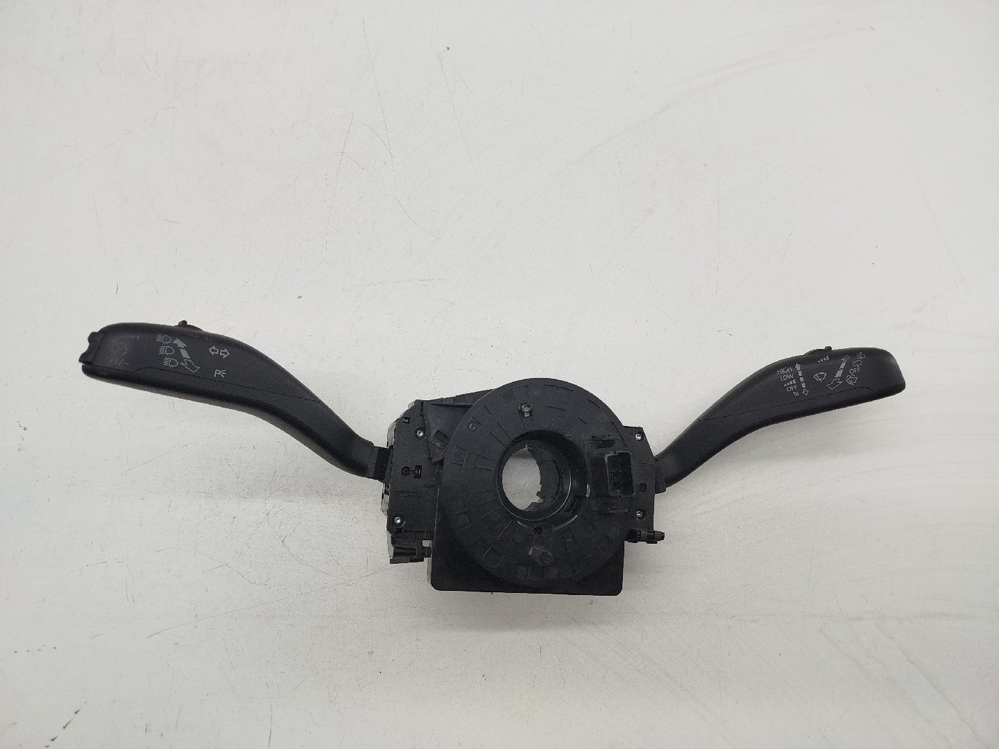 Comutador de piscas e limpa para-brisas VOLKSWAGEN POLO (6R1, 6C1) | 09 - 