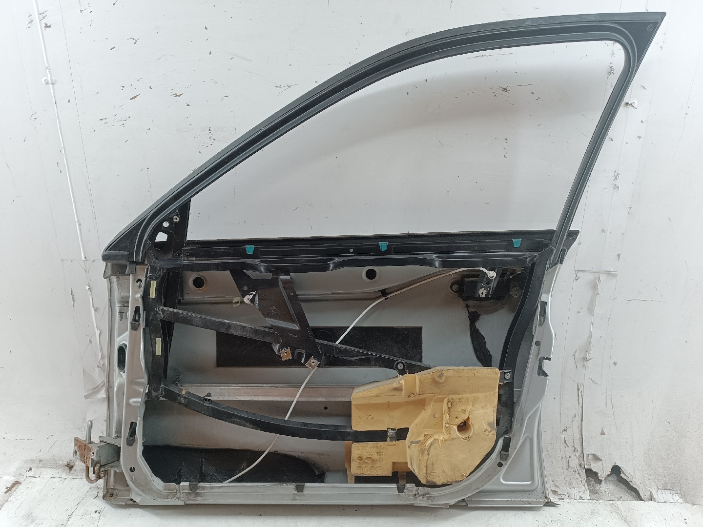 Porta Frente Direita AUDI A4 Avant (8D5, B5) | 94 - 02 Imagem-7