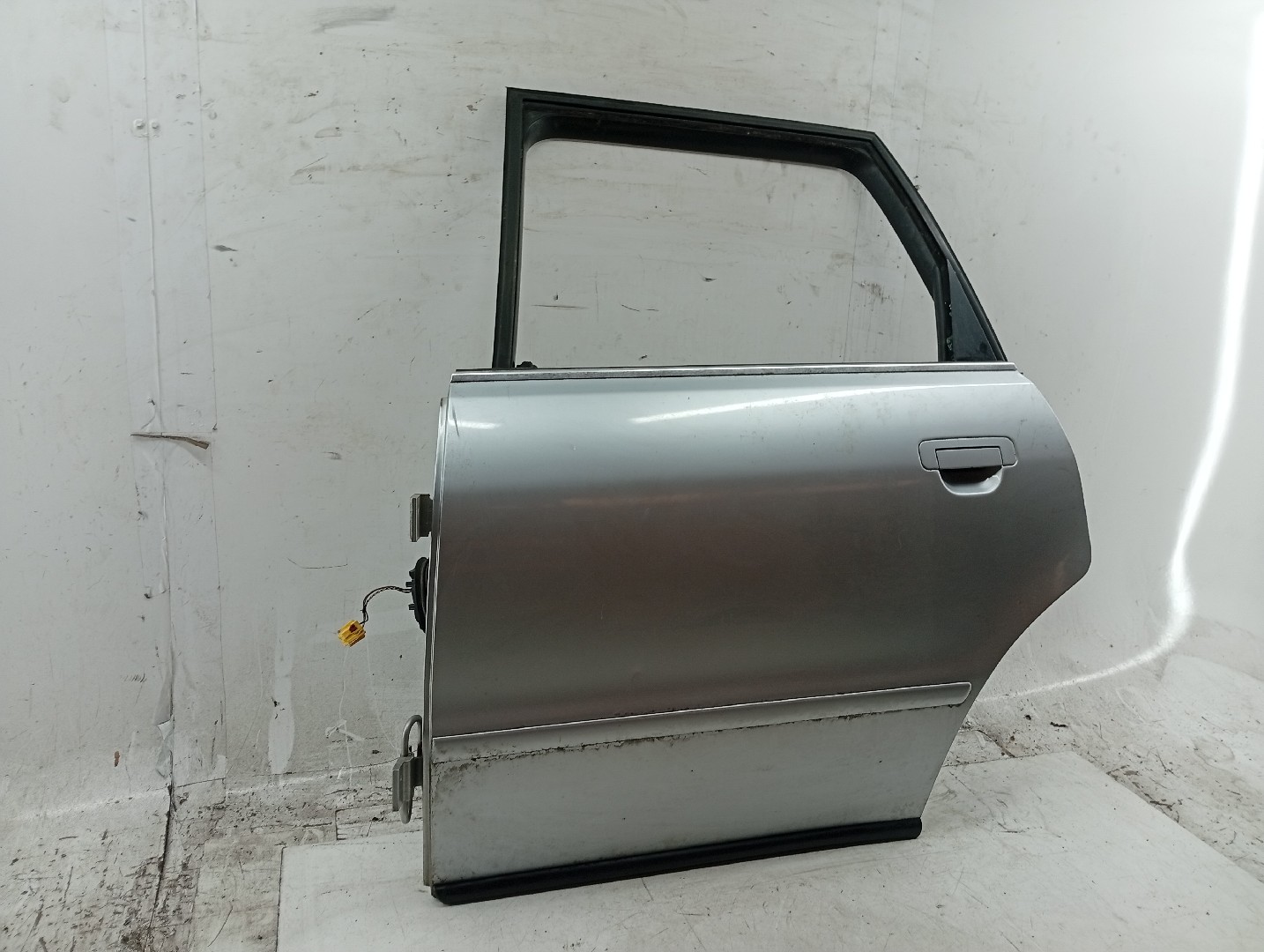 Porta Traseira Esquerda AUDI A4 Avant (8D5, B5) | 94 - 02 Imagem-2