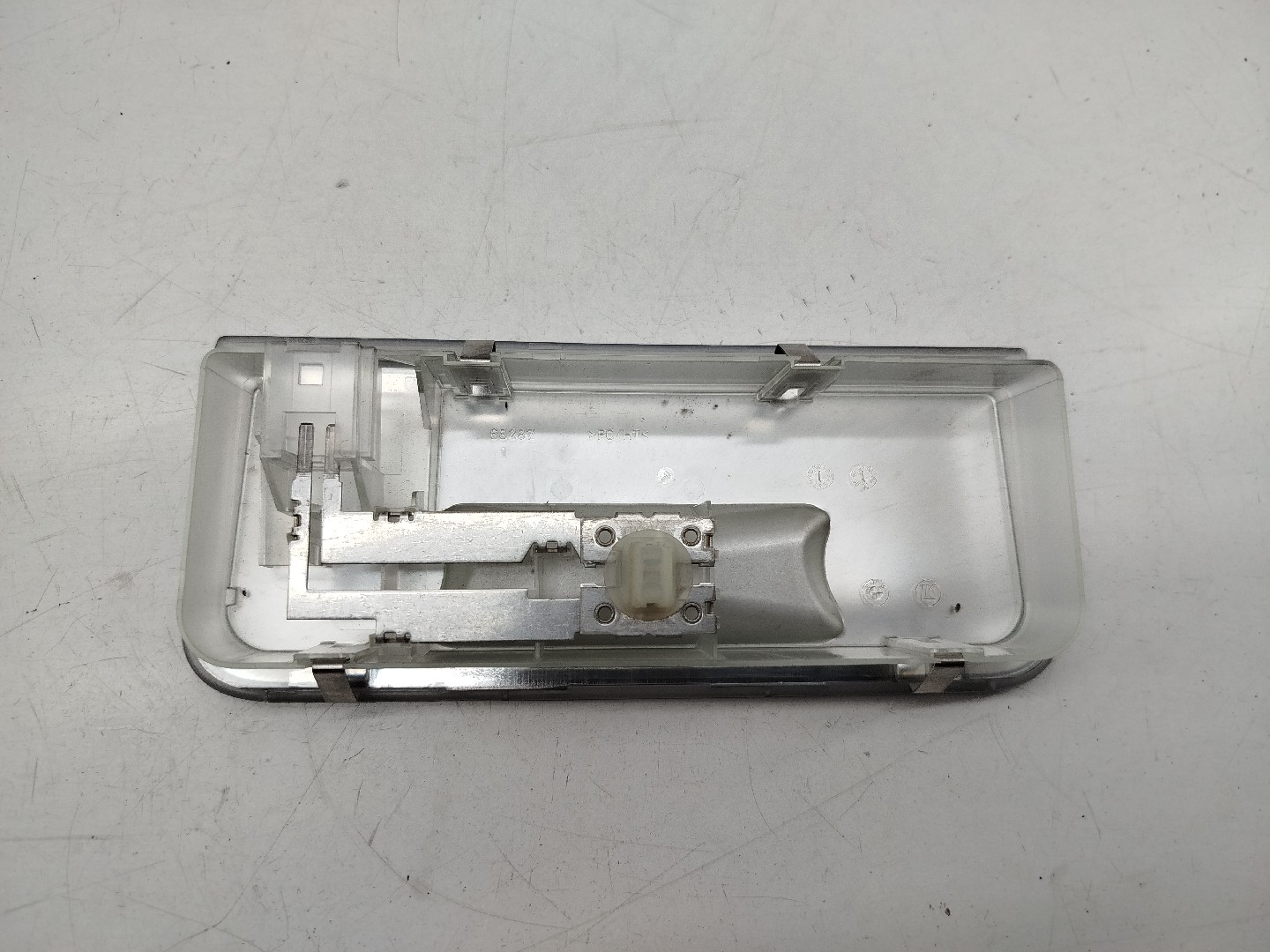 Luz interior BMW 1 (E87) | 03 - 13 Imagem-1