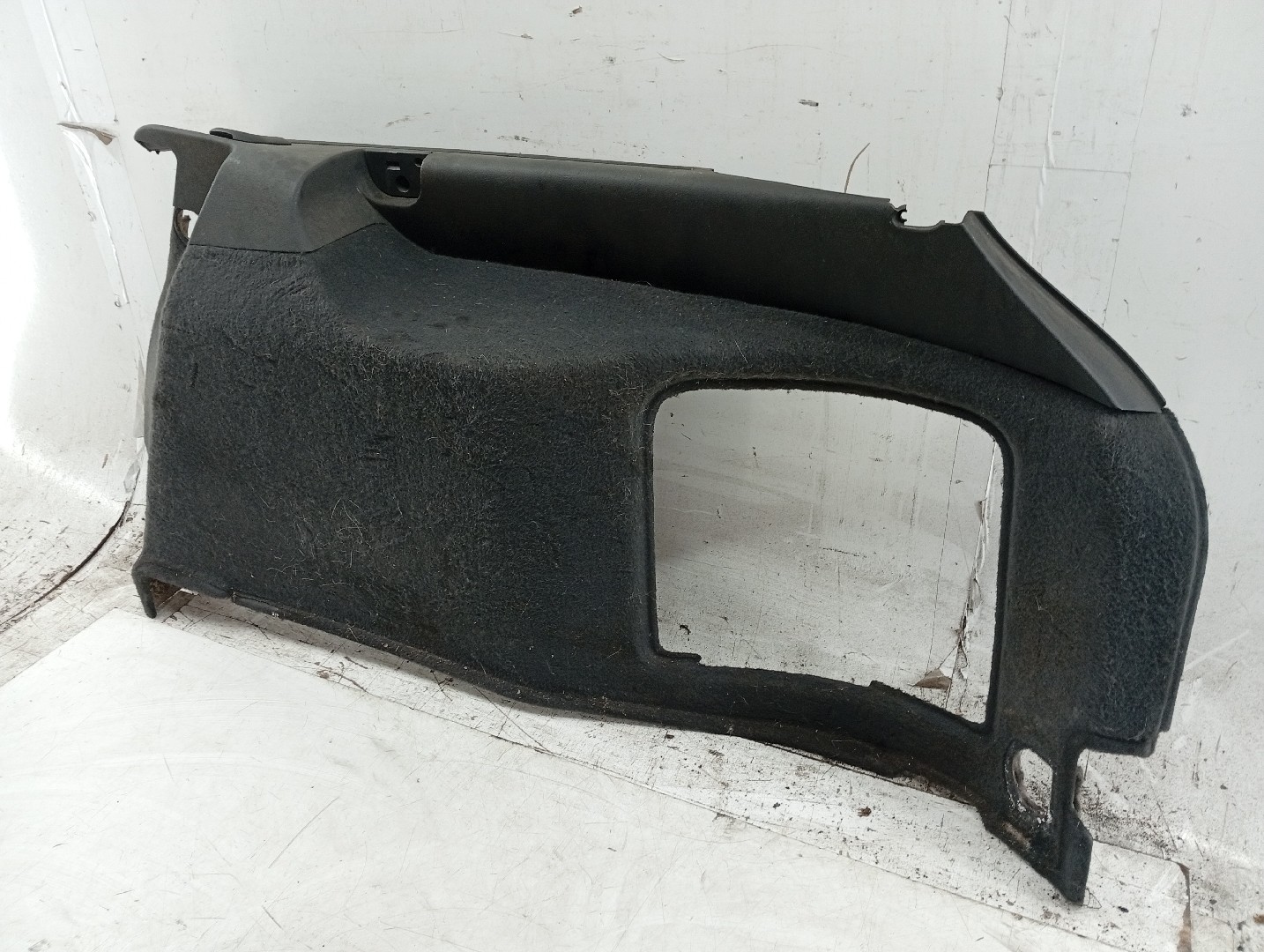 Acabamento de mala AUDI A4 Avant (8D5, B5) | 94 - 02 Imagem-8