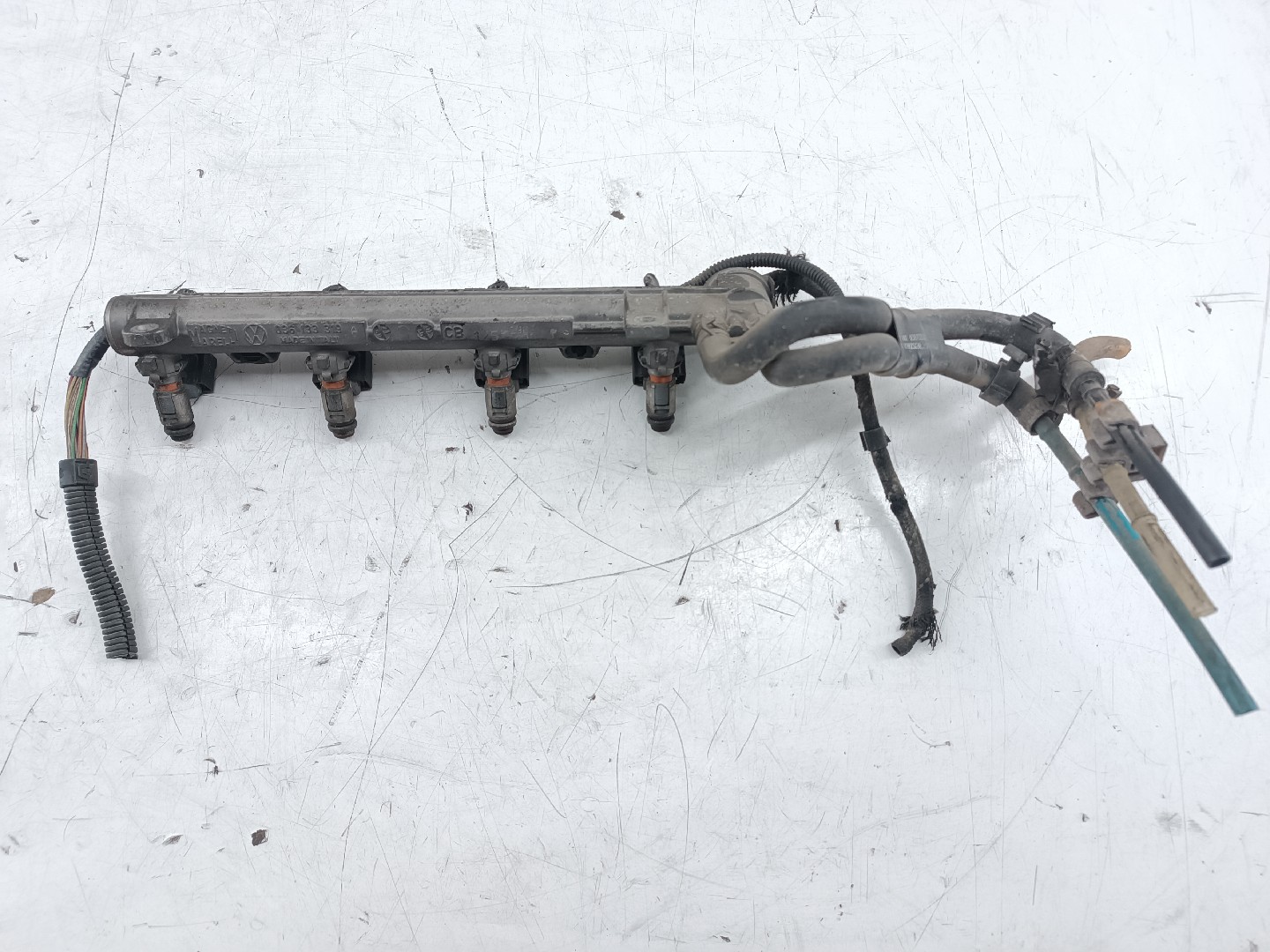 Regua de injeção VOLKSWAGEN POLO (6N1) | 94 - 99