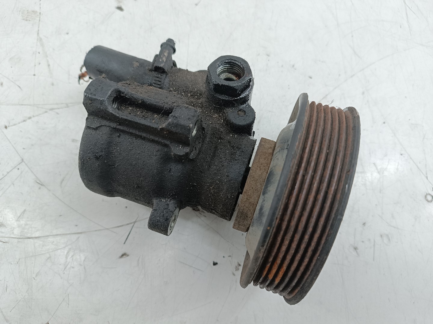 Bomba de direçao assistida VOLKSWAGEN POLO (6N1) | 94 - 99 Imagem-2