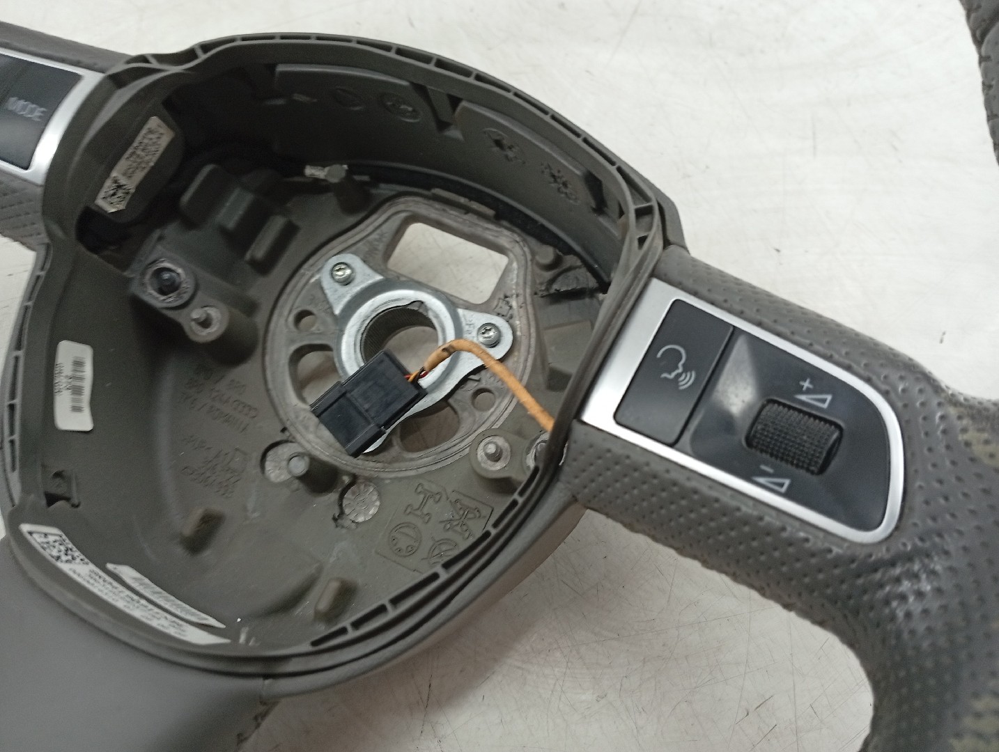 Volante AUDI Q5 (8RB) | 08 - 17 Imagem-2