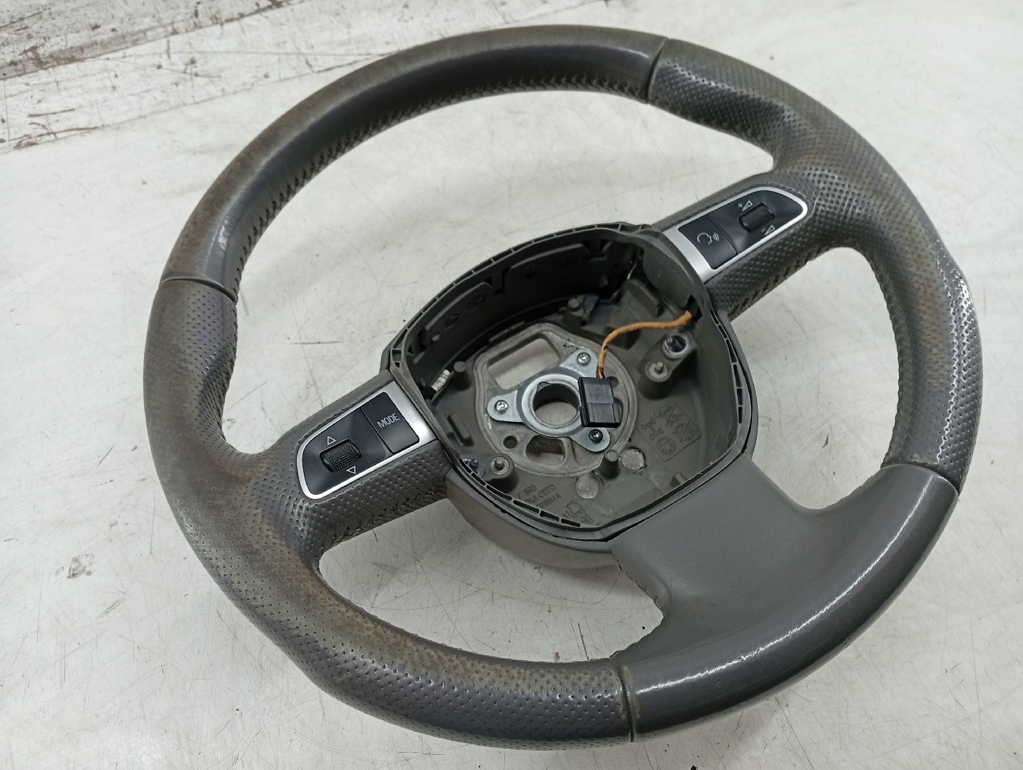 Volante AUDI Q5 (8RB) | 08 - 17 Imagem-6