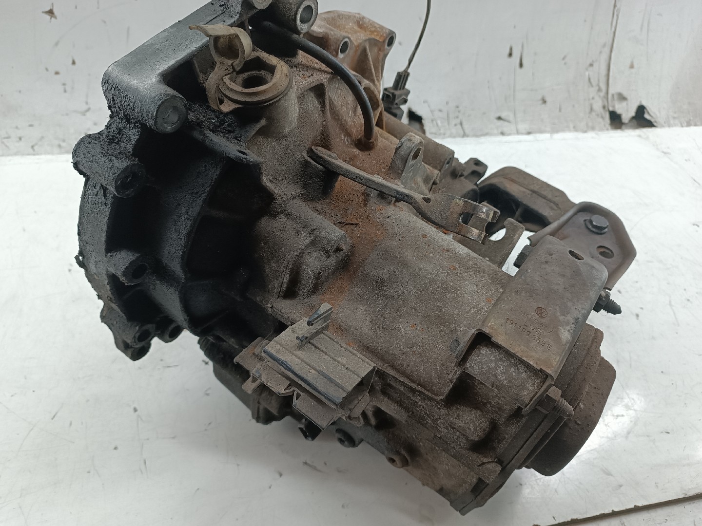 Caixa de Velocidades Manual VOLKSWAGEN POLO (6N1) | 94 - 99 Imagem-3