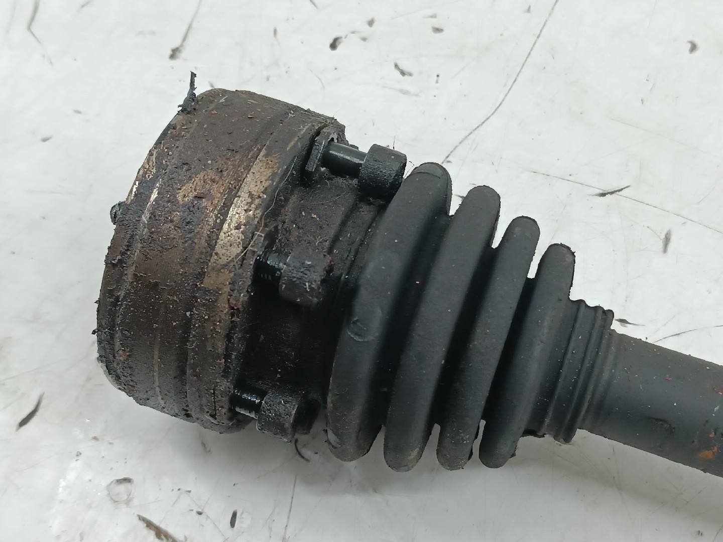 Transmissão frente esquerda VOLKSWAGEN POLO (6N1) | 94 - 99 Imagem-2