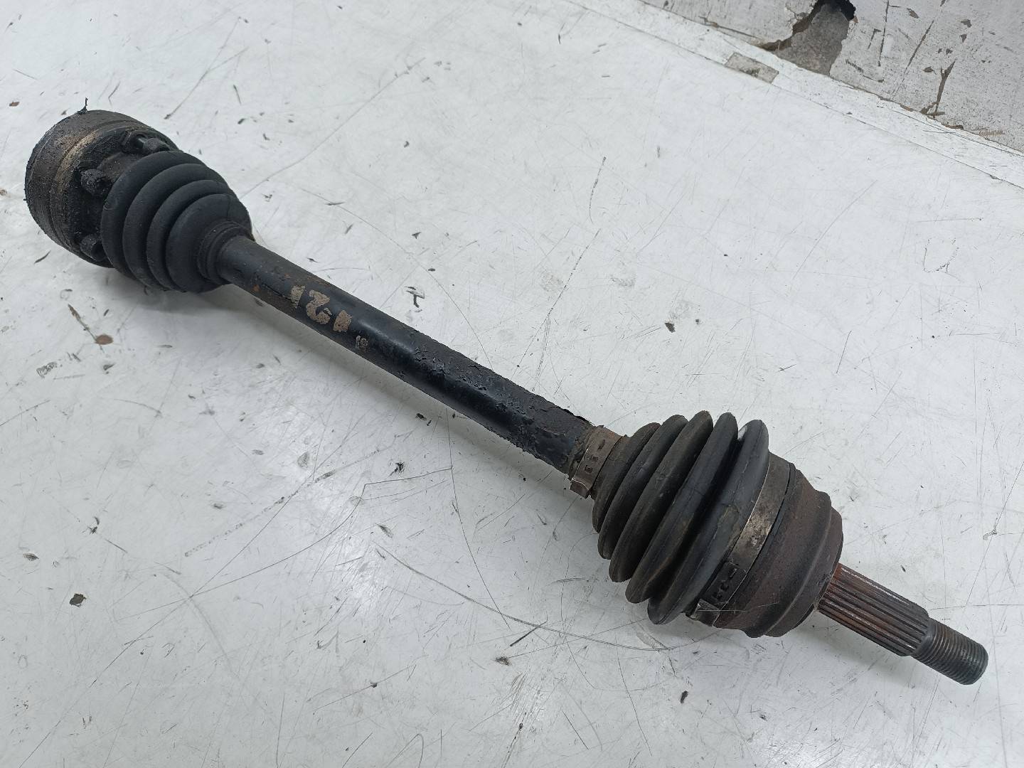 Transmissão frente esquerda VOLKSWAGEN POLO (6N1) | 94 - 99 Imagem-3