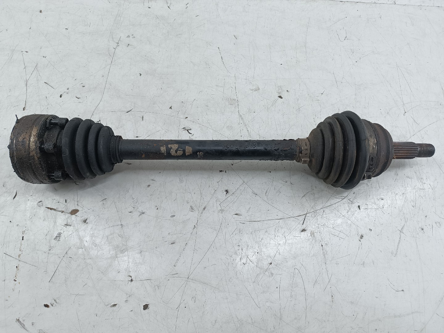 Transmissão frente esquerda VOLKSWAGEN POLO (6N1) | 94 - 99