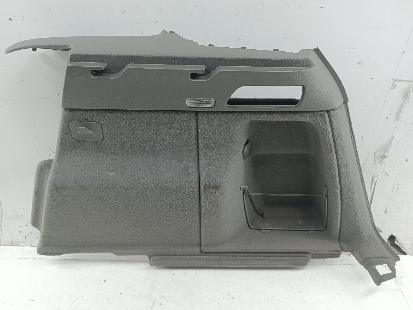 Acabamento de mala AUDI Q5 (8RB) | 08 - 17 Imagem-7