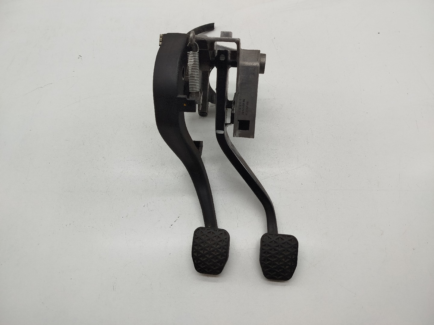 Pedal de embraiagem e travão BMW 1 (E87) | 03 - 13