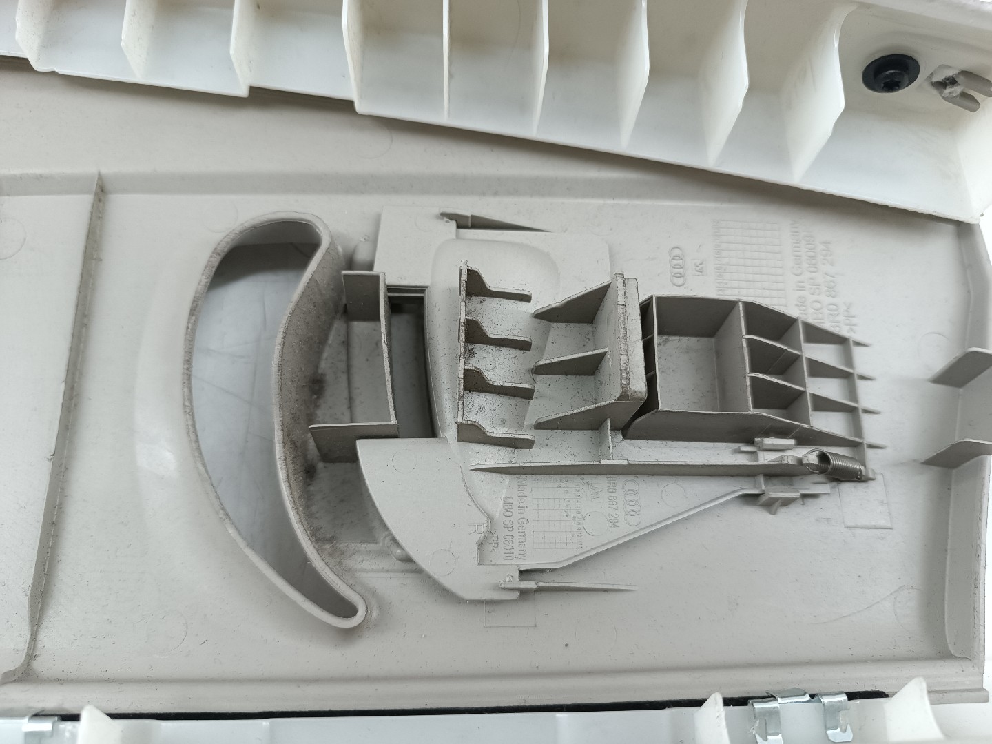 Moldura de pilar B AUDI Q5 (8RB) | 08 - 17 Imagem-3