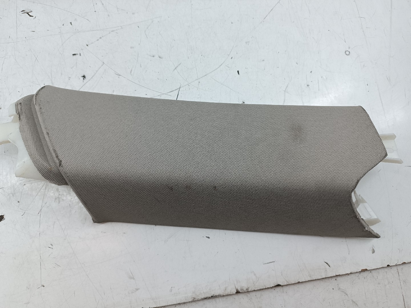 Moldura de pilar C AUDI Q5 (8RB) | 08 - 17 Imagem-4