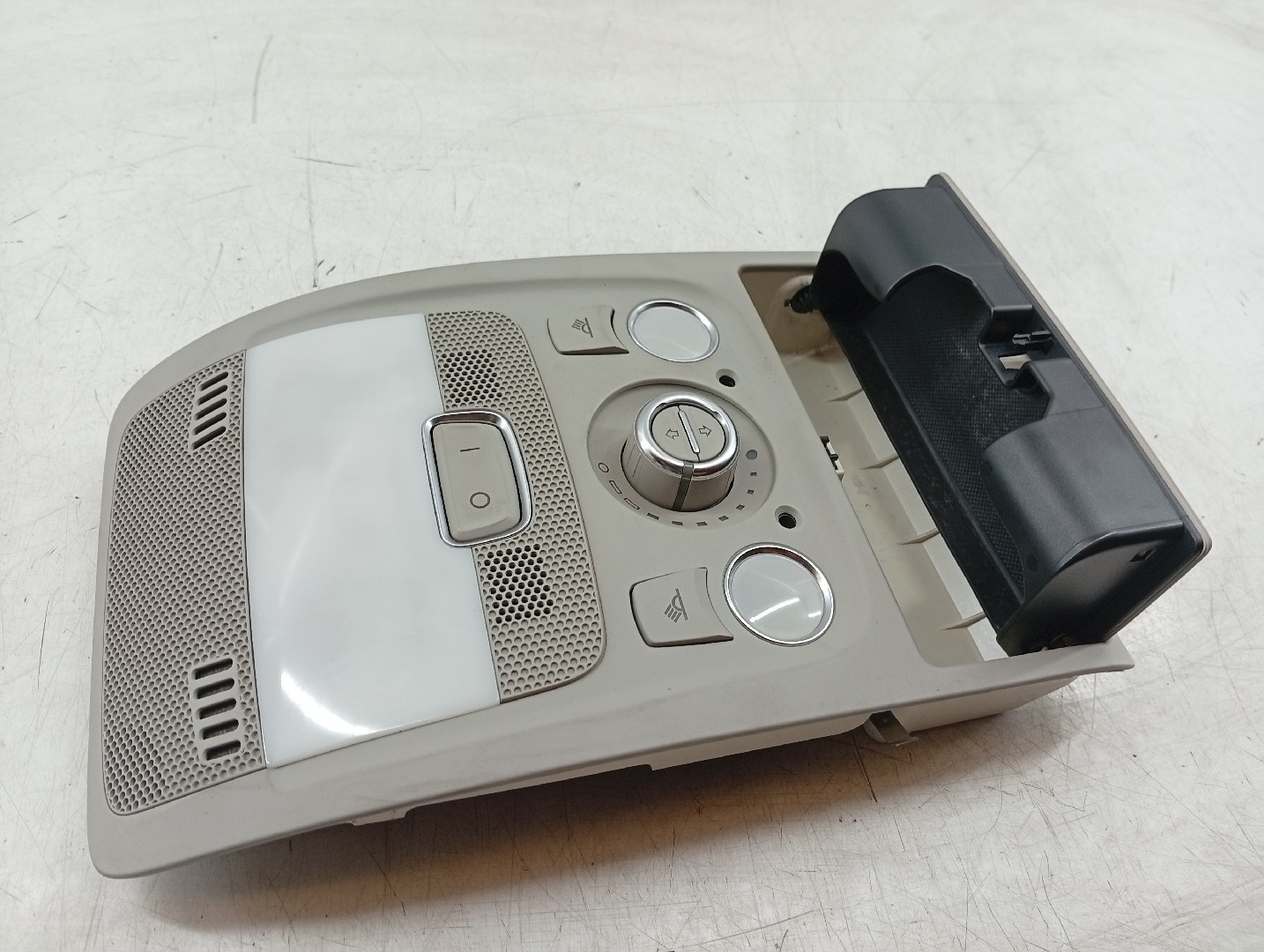 Plafonier interior frente AUDI Q5 (8RB) | 08 - 17 Imagem-2