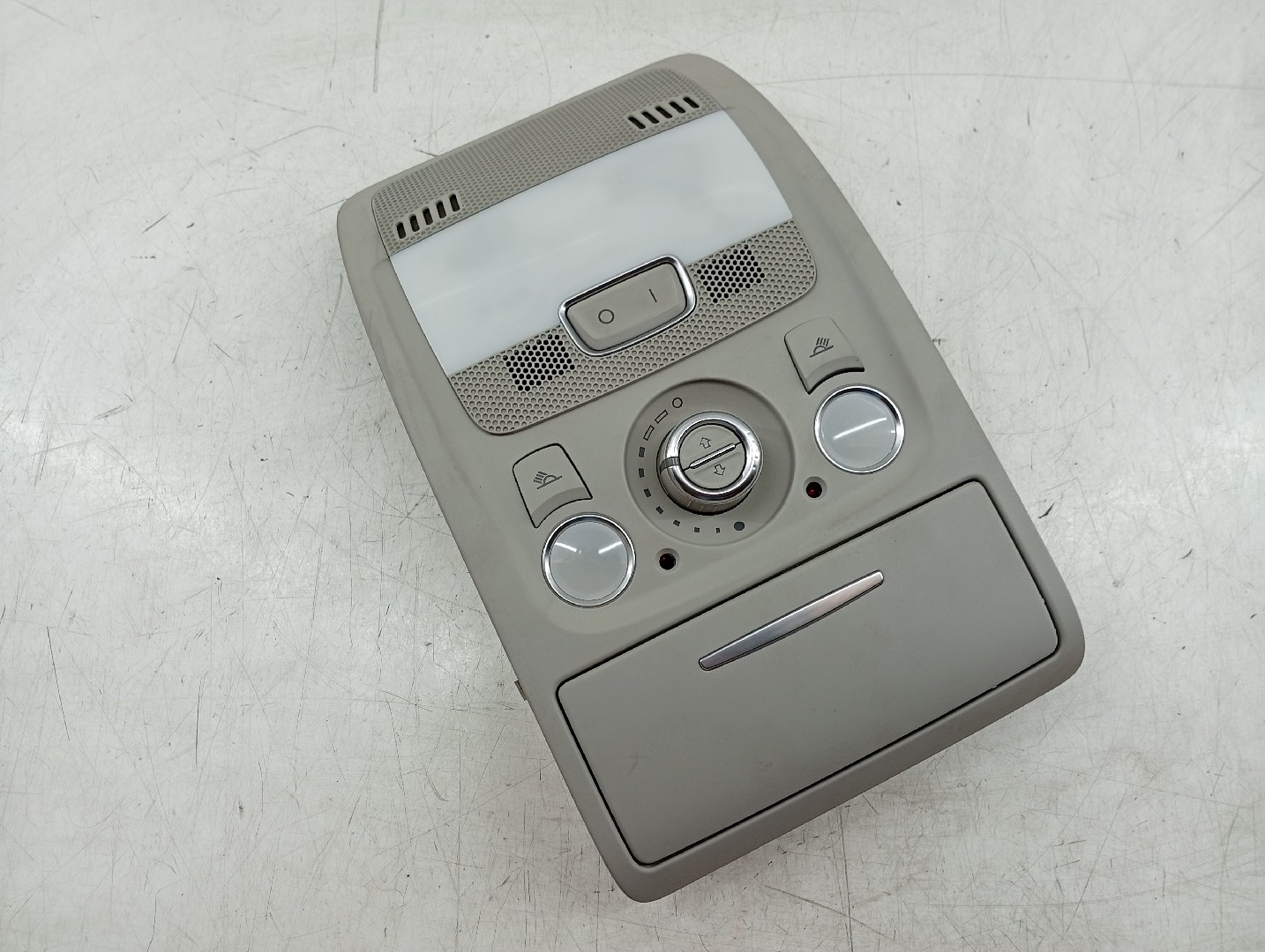 Plafonier interior frente AUDI Q5 (8RB) | 08 - 17 Imagem-5