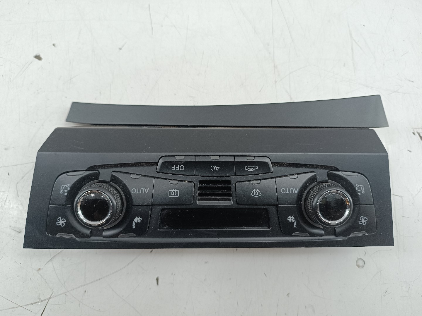 Comutador de Sofagem / Ar Condicionado AUDI Q5 (8RB) | 08 - 17 Imagem-2